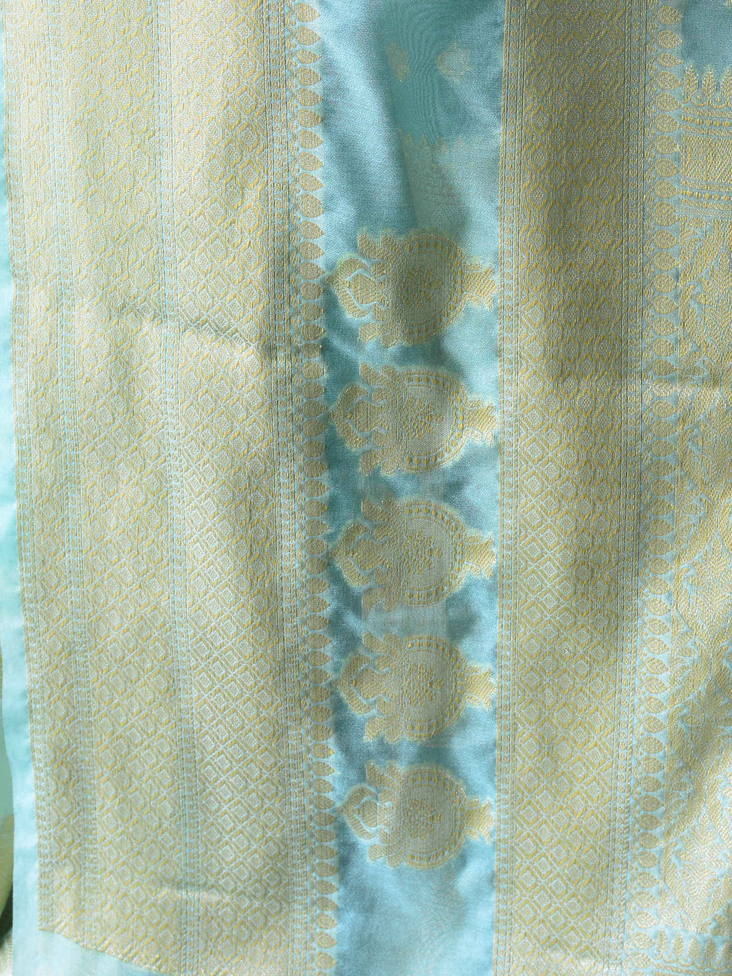 Banarasee Handwoven Semi-Chiffon Saree With Floral Border & Buti-Pastel Green