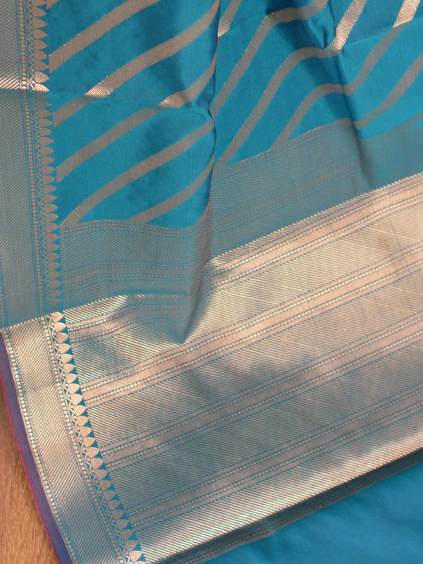 Banarasee Handwoven Semi Silk Saree With Stripes Design-Rama Green