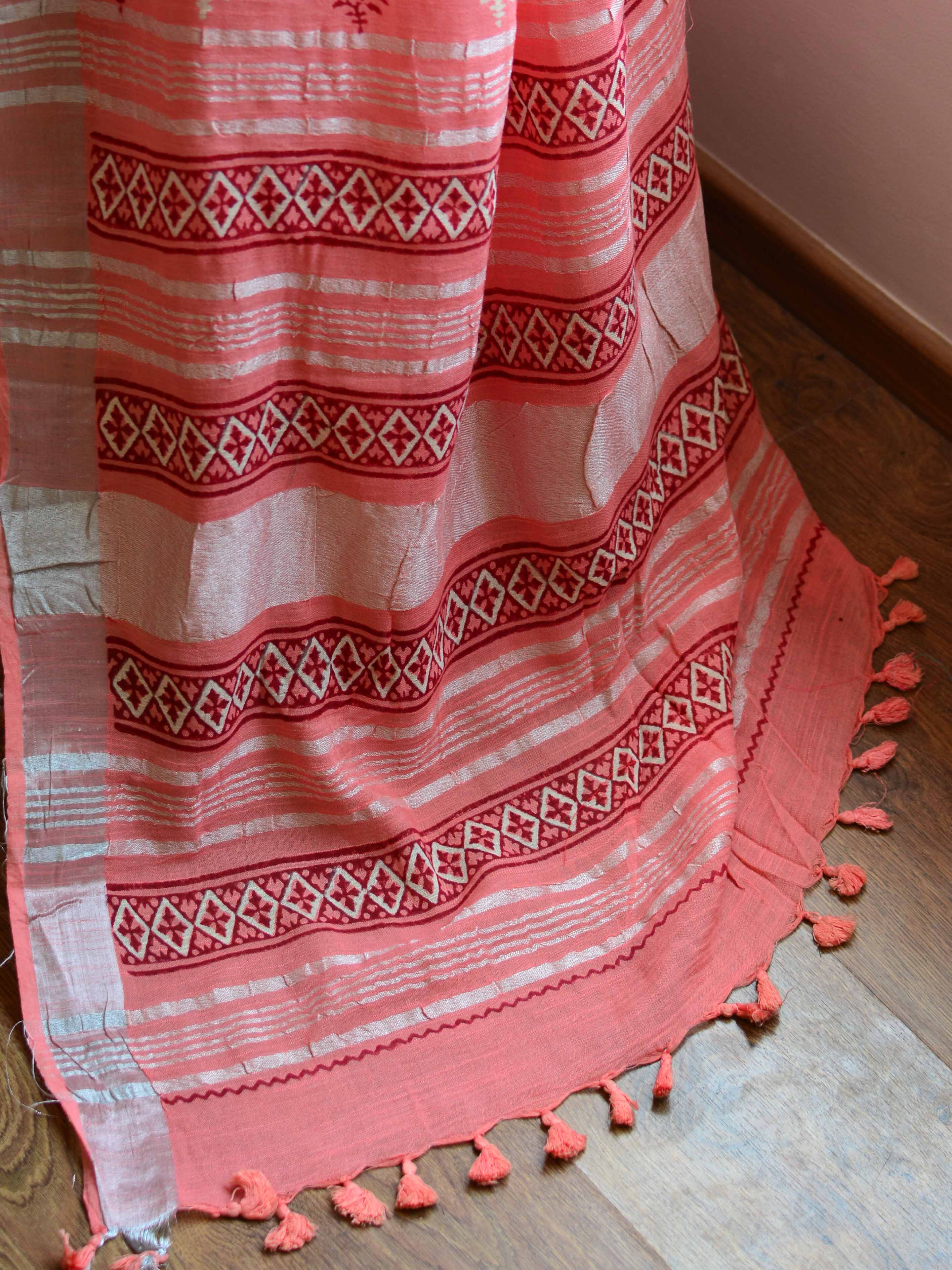 Banarasee Linen Cotton Bagru Hand-Block Printed Saree-Peach