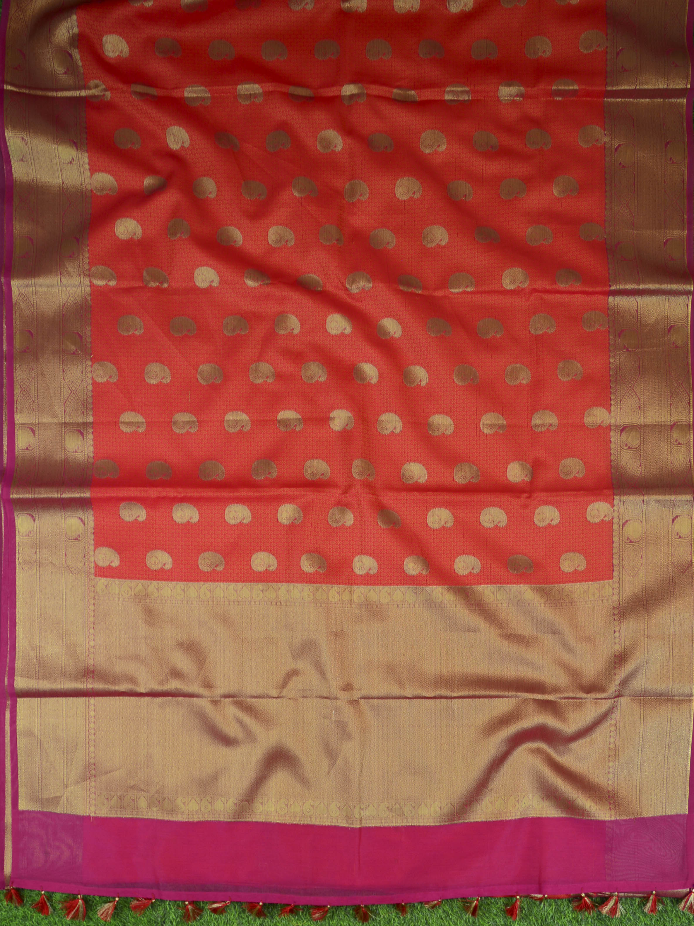 Banarasee Organza Mix Saree With Tanchoi Design Zari Border-Red