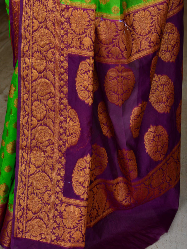 Banarasee Handwoven Semi-Chiffon Saree With Buti Design & Border-Green