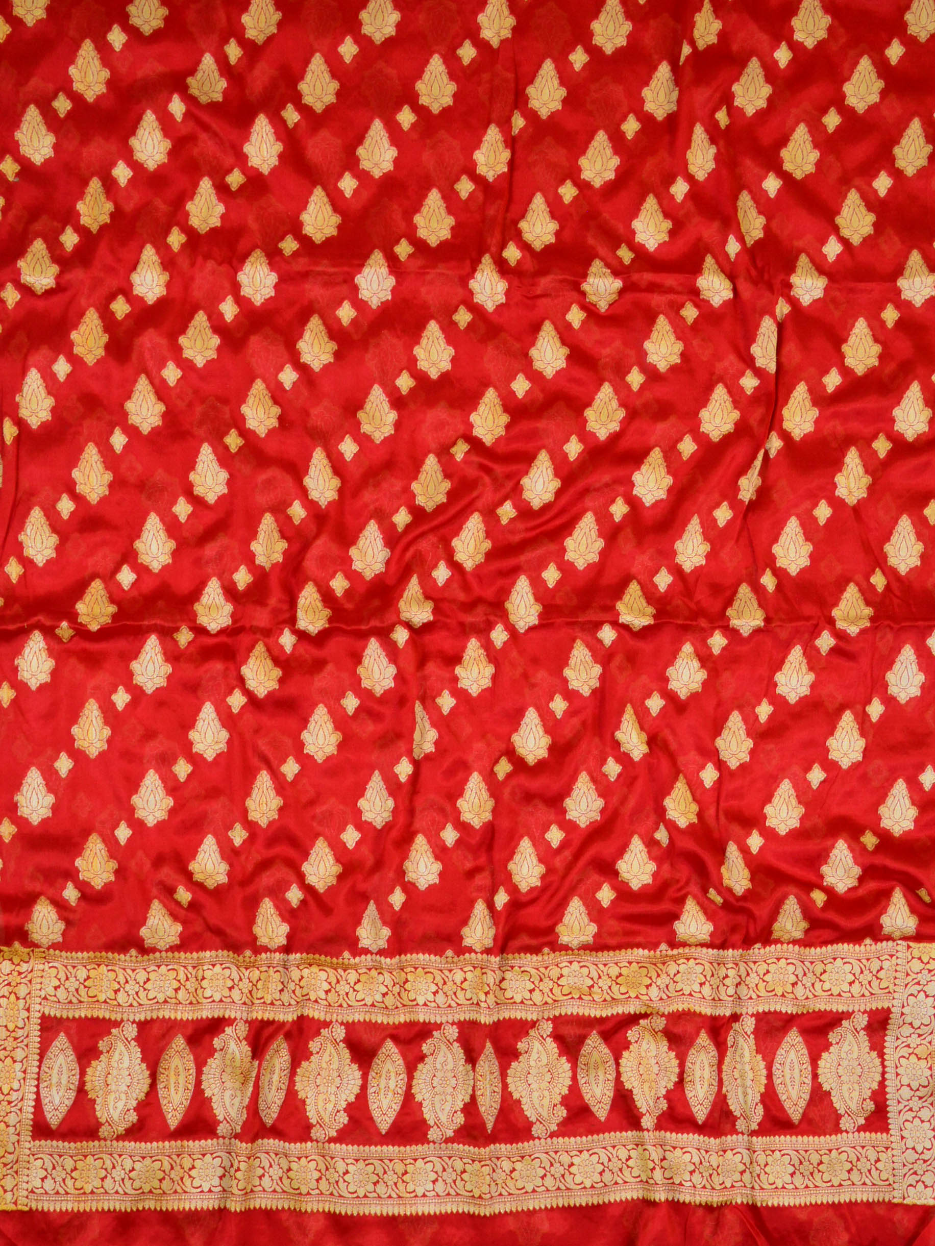 Banarasee Handloom Pure Chiffon Silk Salwar Kameez Set-Red & Yellow