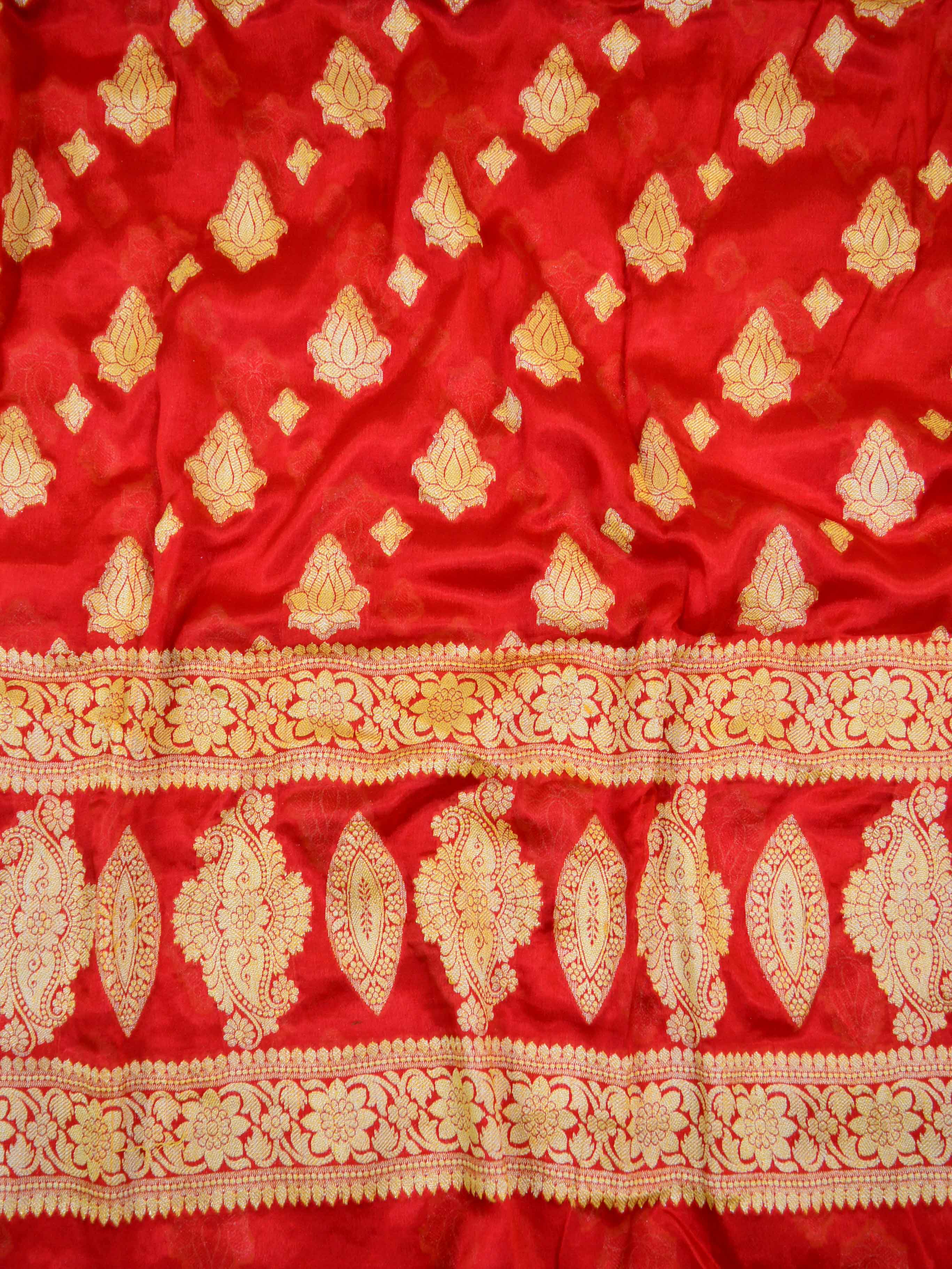 Banarasee Handloom Pure Chiffon Silk Salwar Kameez Set-Red & Yellow
