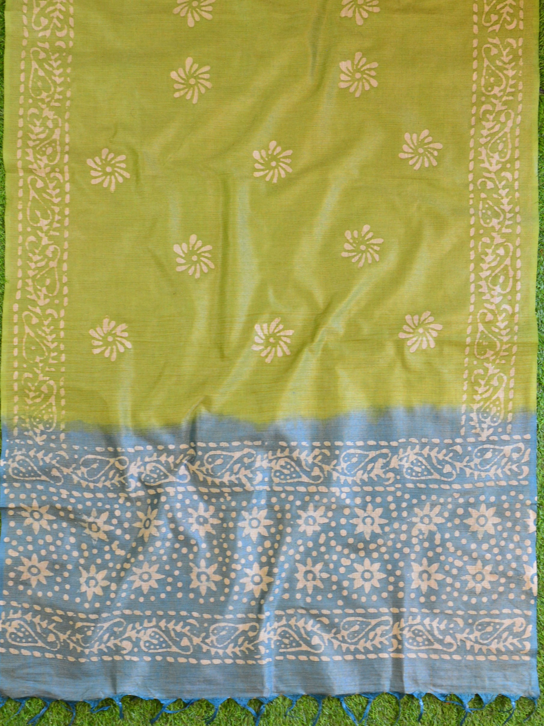 Pure Handloom Khadi Cotton Hand-Dyed Batik Pattern Salwar Kameez Dupatta Set-Green & Blue