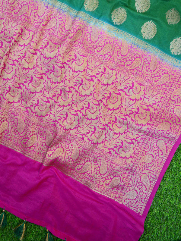 Banarasee Handwoven Semi-Chiffon Saree With Buta Design-Green With Pink