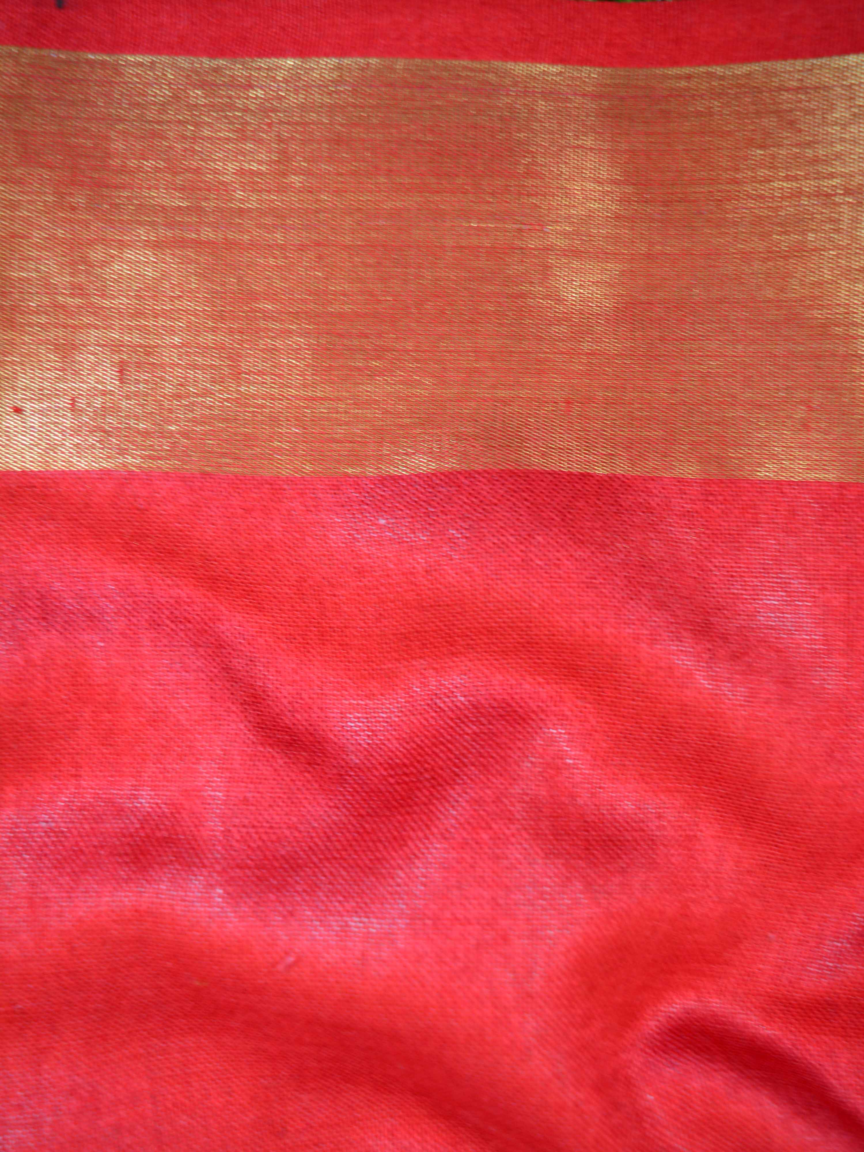 Banarasee Handloom Pure Linen Saree With Red Brocade Blouse-Off White