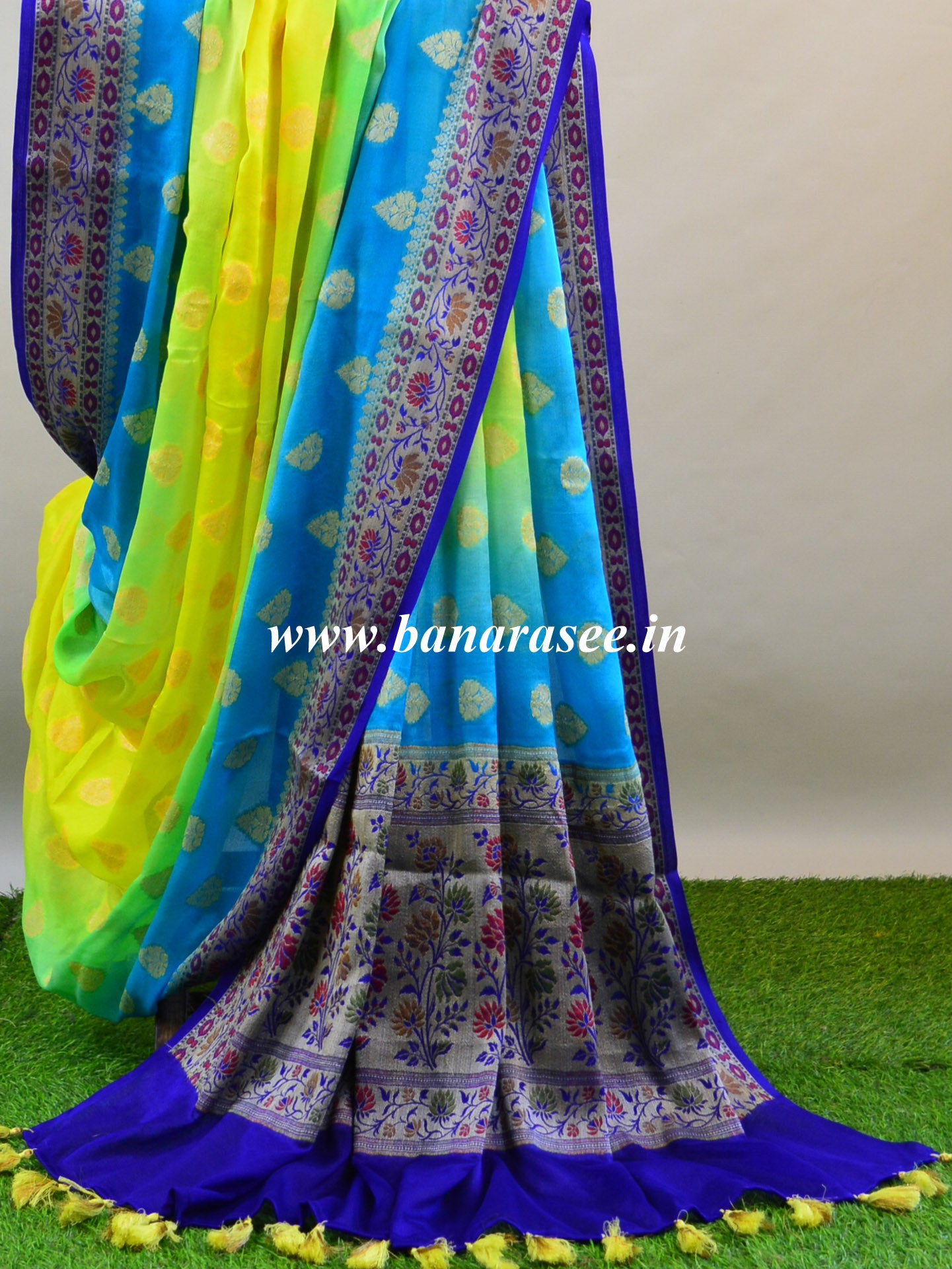 Banarasee Chiffon Floral Resham Border Saree-Multicolor