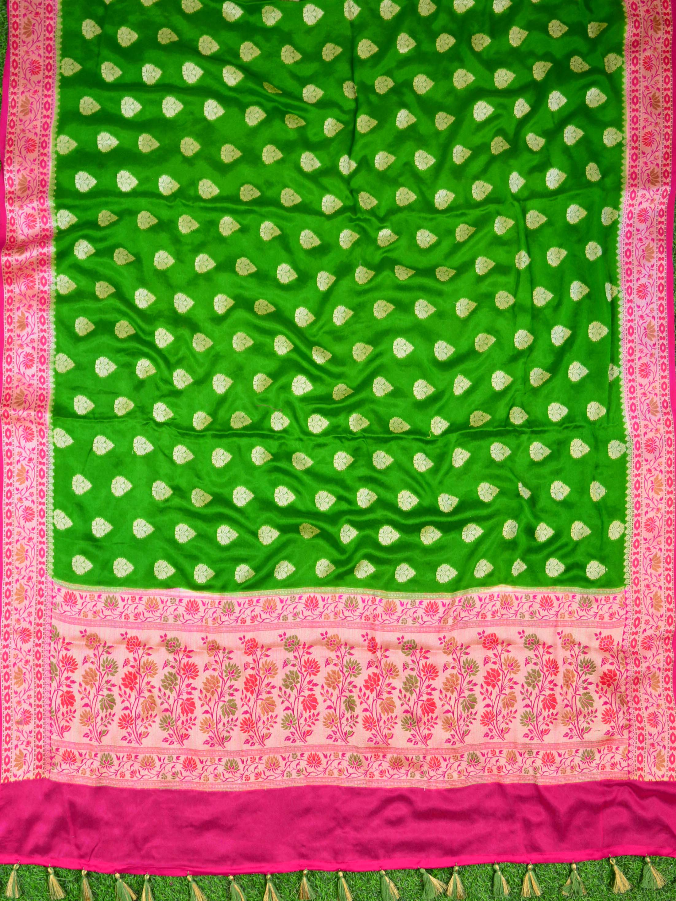 Banarasee Chiffon Floral Resham Border Saree-Henna Green & Pink