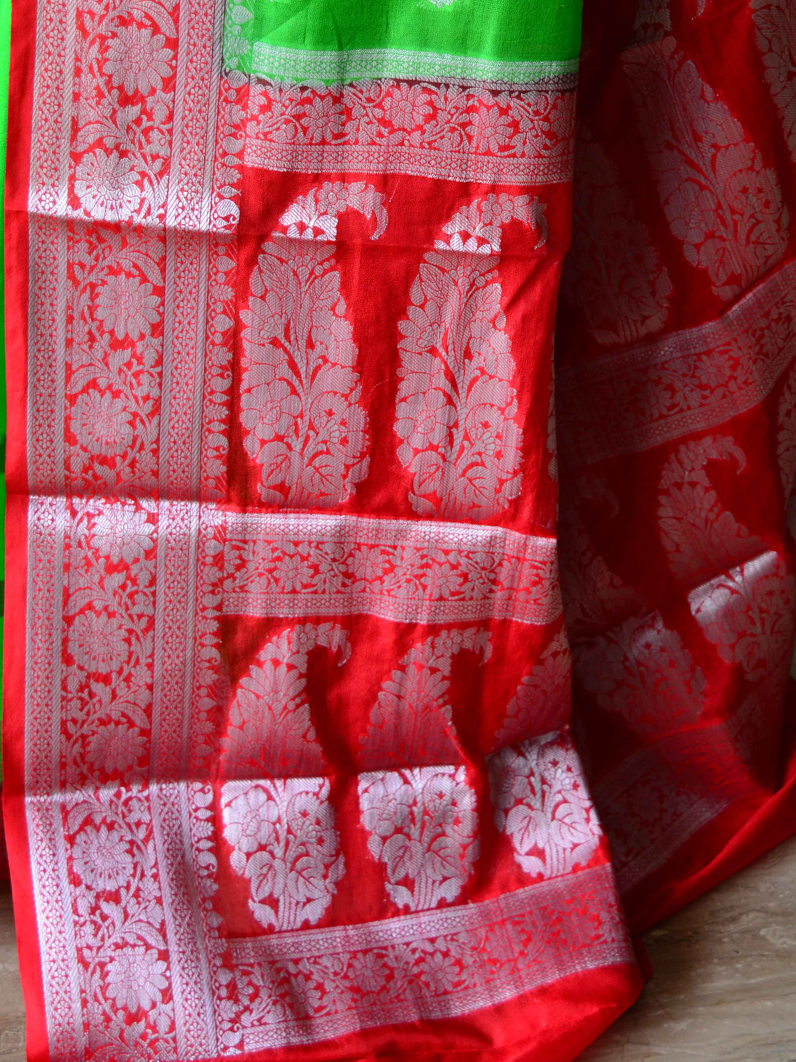 Banarasee Handwoven Semi-Chiffon Saree With Floral Zari Design-Green & Red