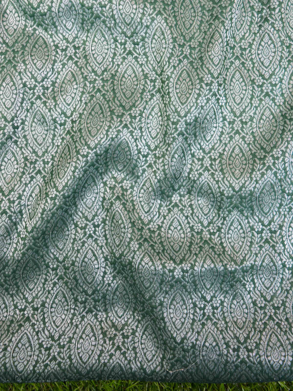 Banarasee Cotton Silk Saree With  Silver Zari Buta & Border-Green