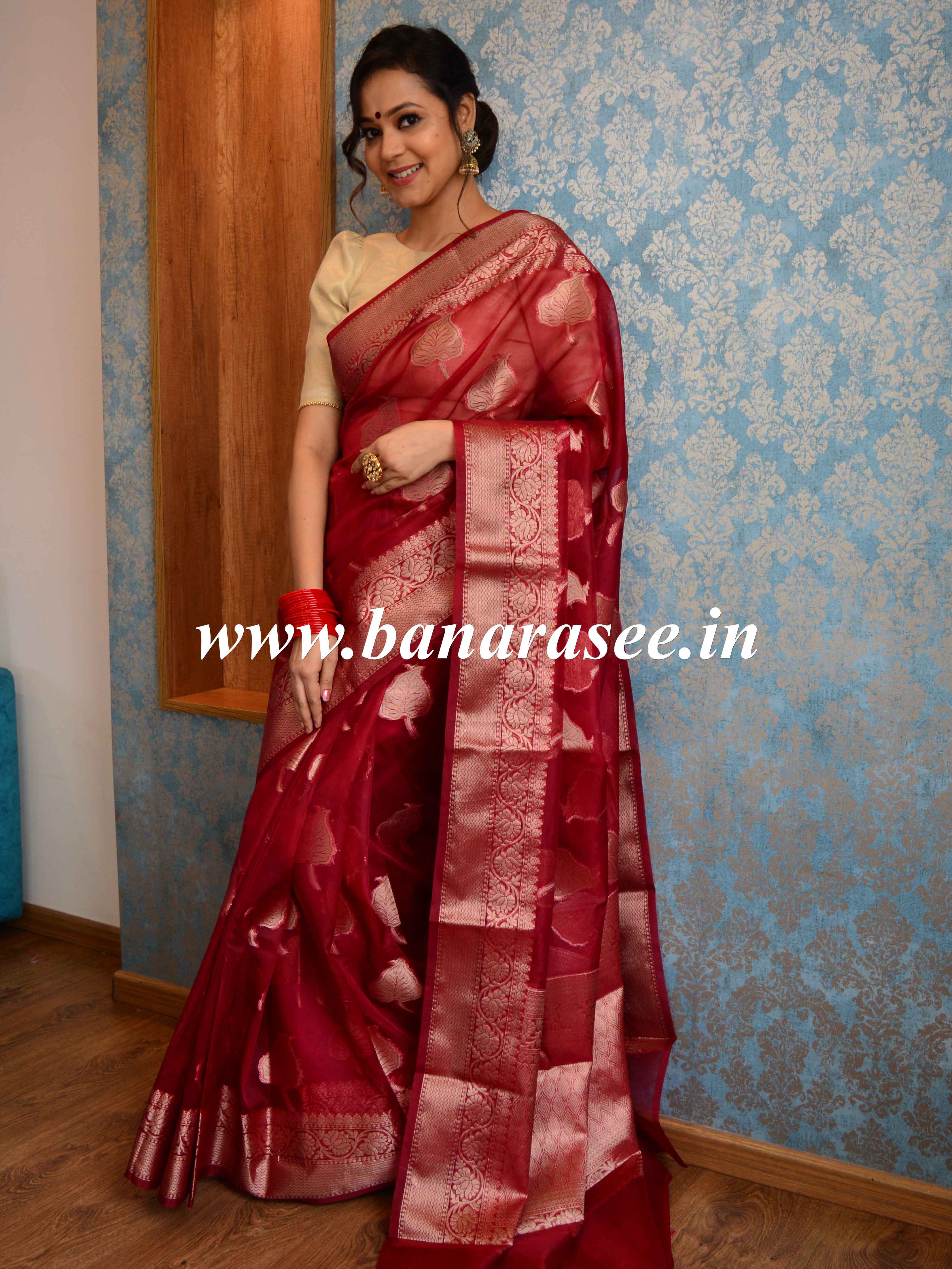 Banarasee Organza Mix Saree With Silver Zari Leaf Buta-Maroon