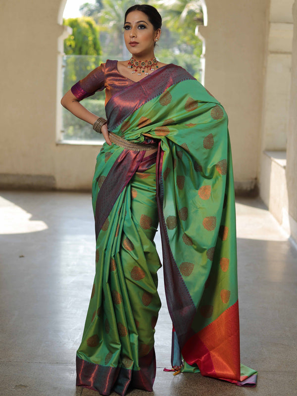 Banarasee Soft Semi Silk Saree With Contrast Border-Green