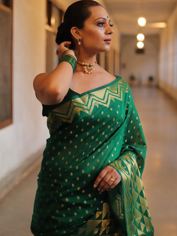 Banarasee Handwoven Pure Silk Cotton Saree With Zari Buti & Border-Green