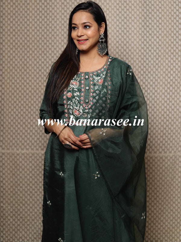 Banarasee Semi Silk Kurta Pants With Organza Dupatta Suit Set-Green