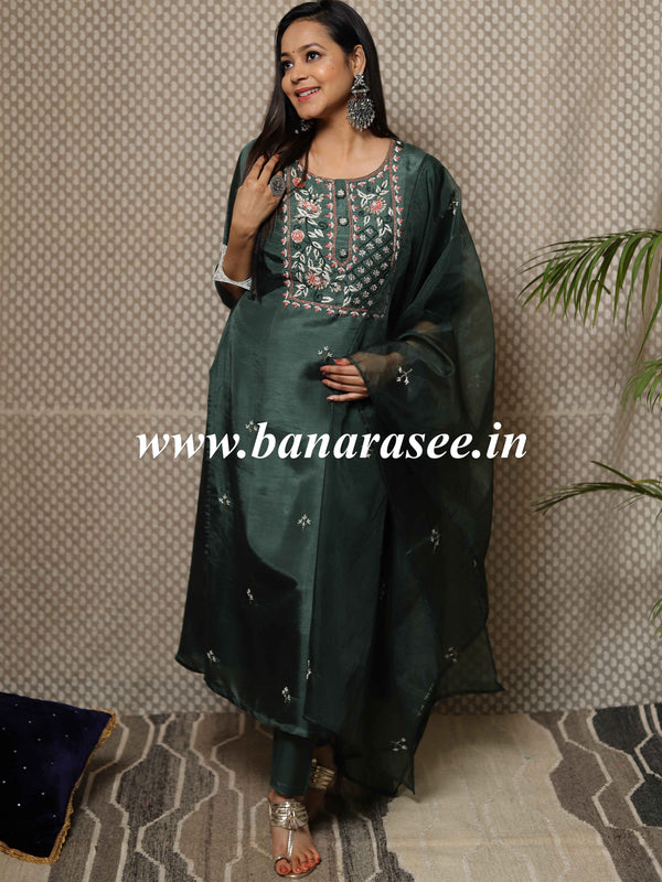 Banarasee Semi Silk Kurta Pants With Organza Dupatta Suit Set-Green