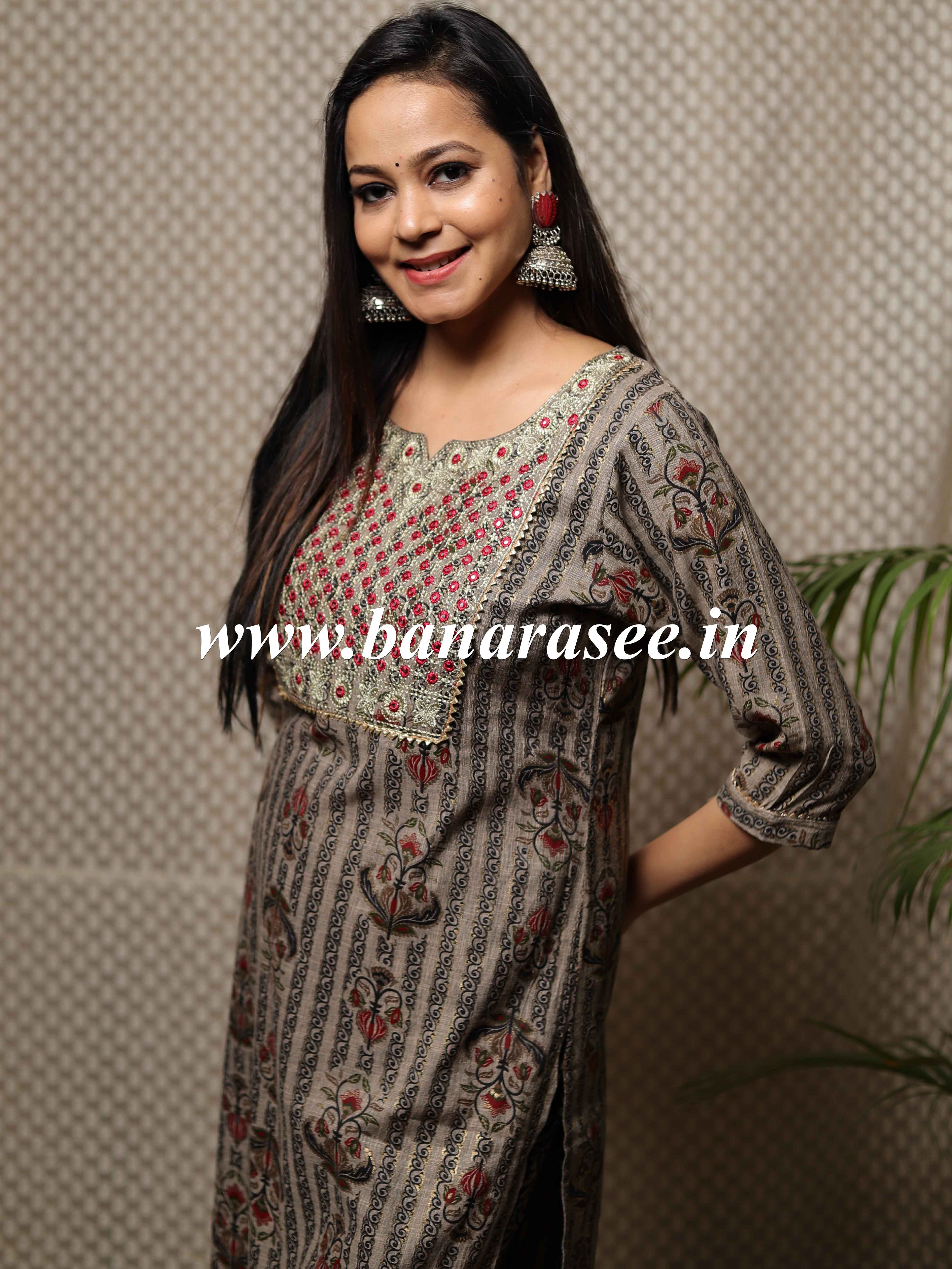 Banarasee Cotton Mix Printed Kurta With Pants-Grey