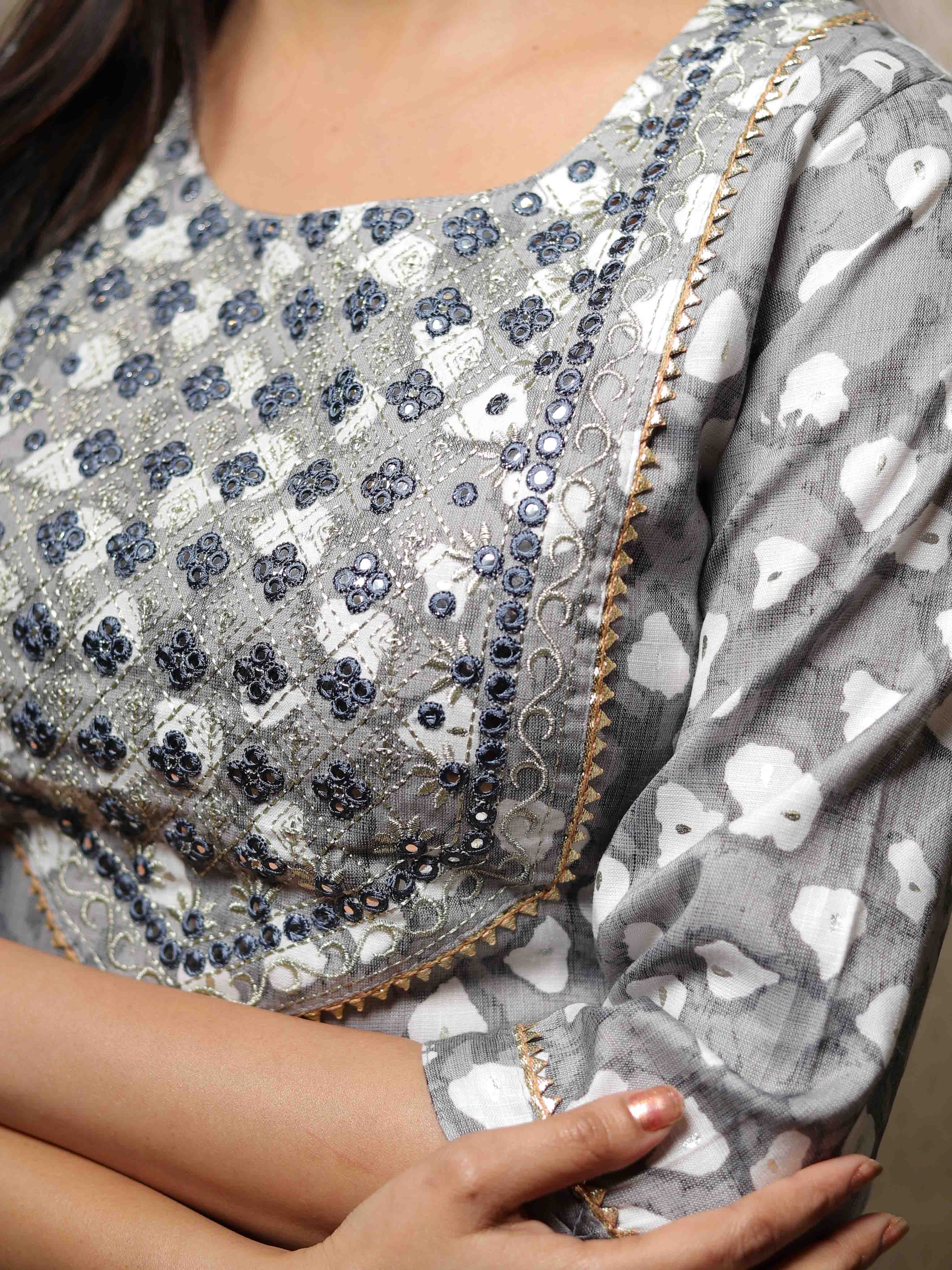Banarasee Cotton Flex Printed Kurta With Pants-Grey
