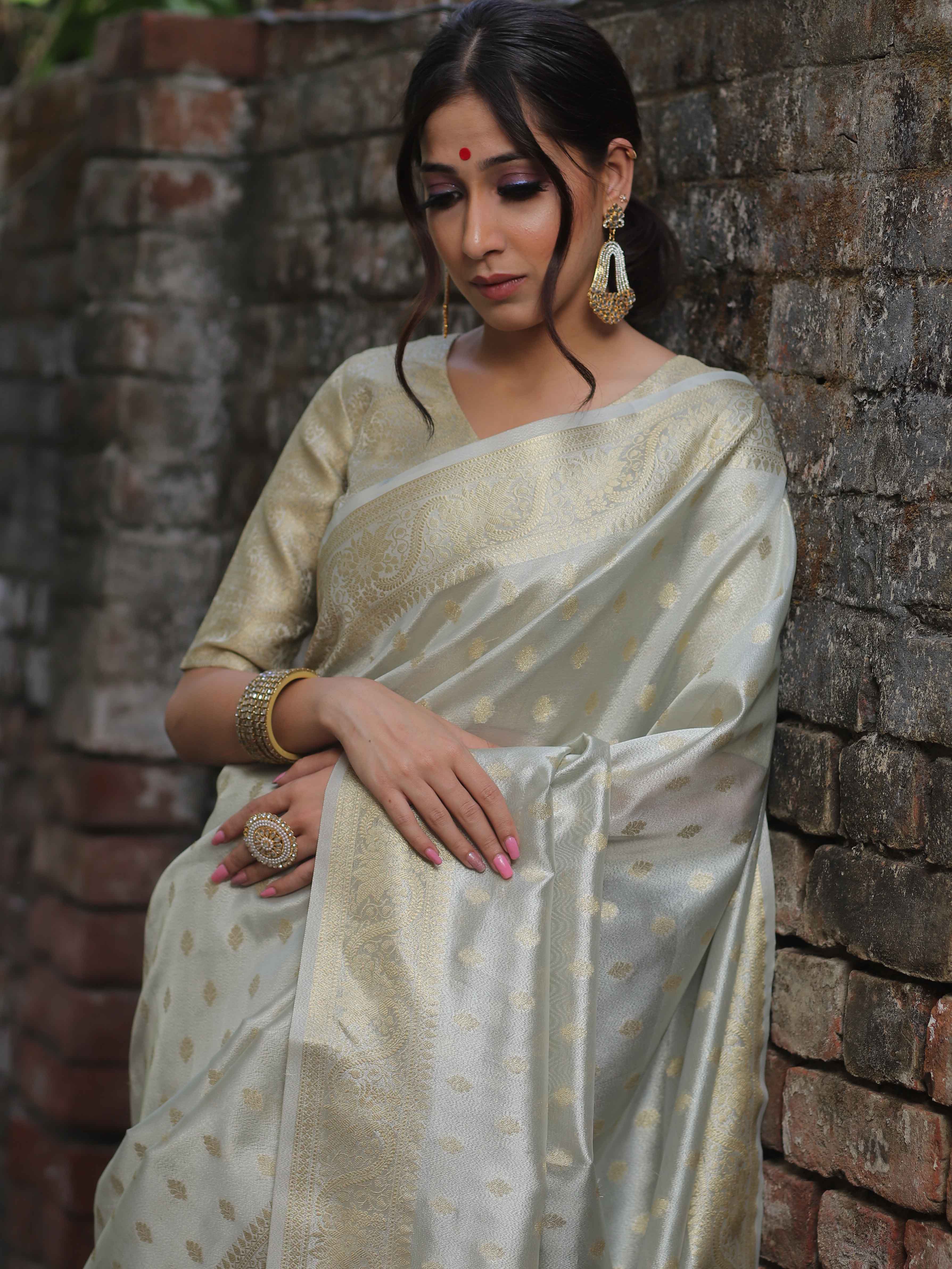 Banarasee Handwoven Tissue Saree With Zari Buti Work-Silver