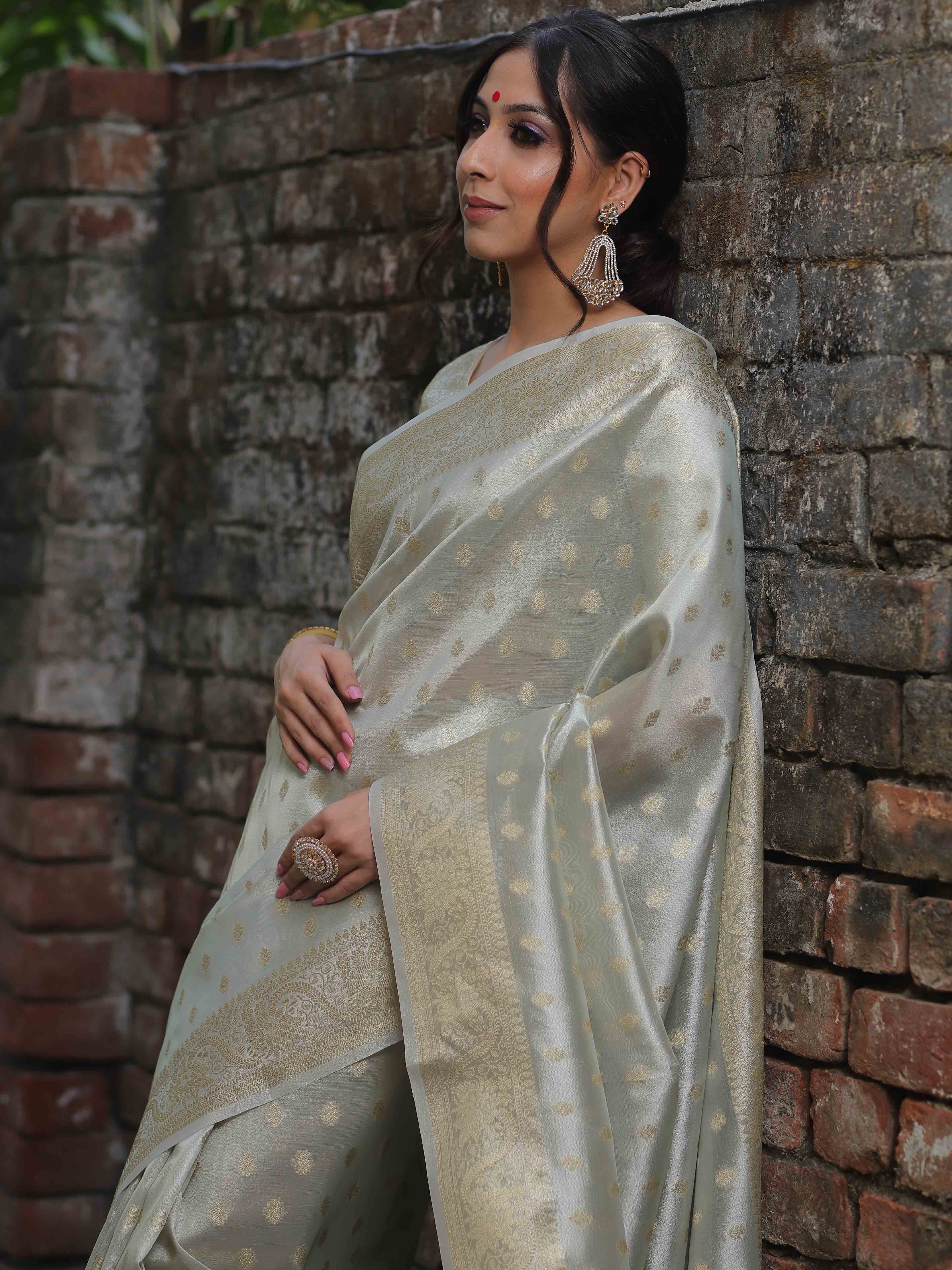 Banarasee Handwoven Tissue Saree With Zari Buti Work-Silver