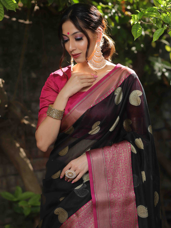 Banarasee Cotton Silk Mix Saree With Zari Paisley Buta-Black