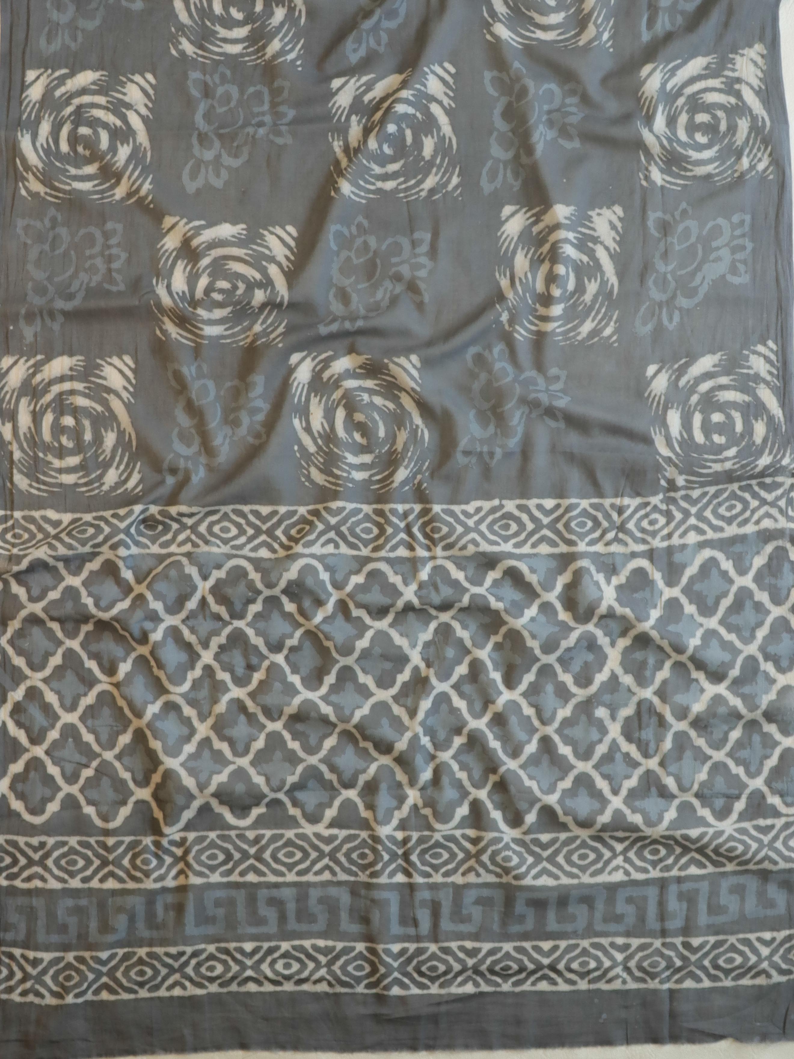 Handloom Mul Cotton Block Print Suit Set-Grey