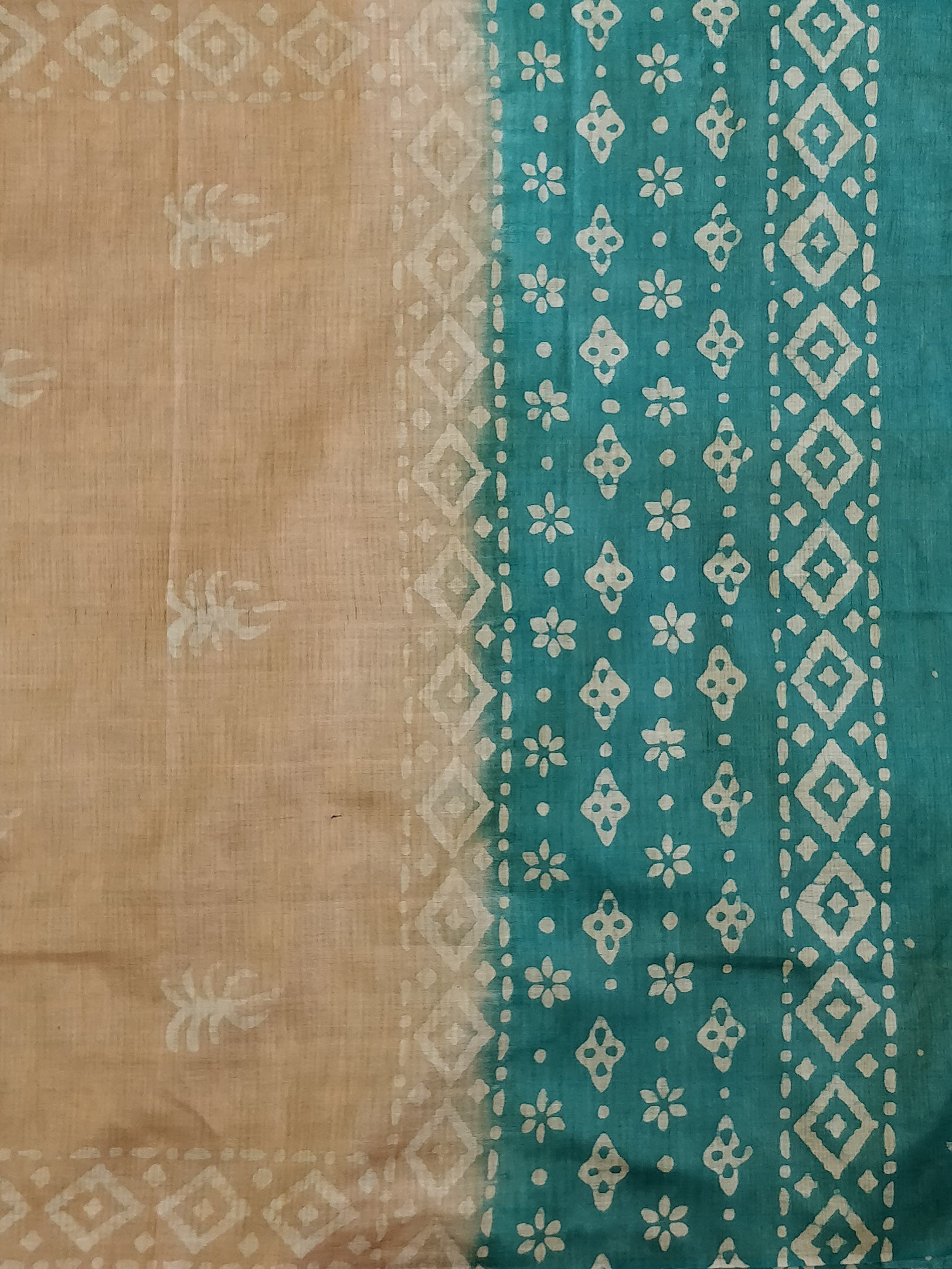 Pure Handloom Khadi Cotton Hand-Dyed Batik Pattern Salwar Kameez Dupatta Set-Green