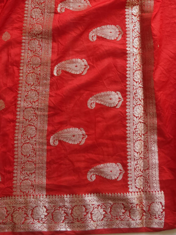 Banarasee Handwoven Semi-Chiffon Saree With Silver Zari-Red