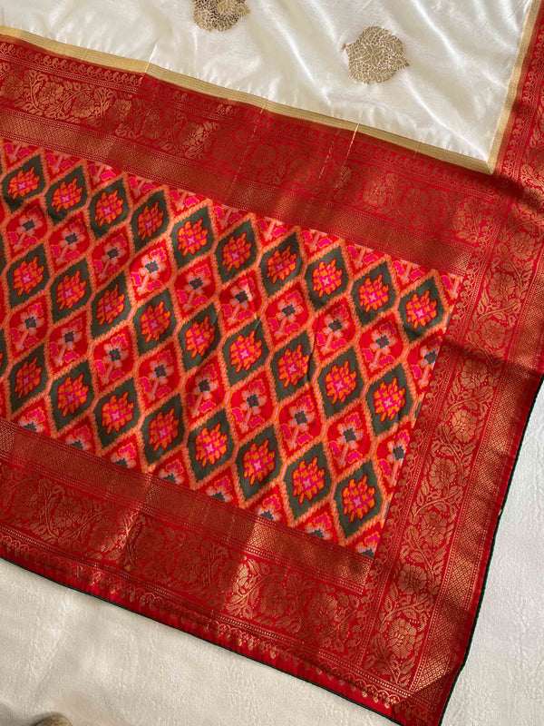 Banarasee Handwoven  Semi-Katan Zari Buta & Border With Contrast Embroidered Blouse Saree-White