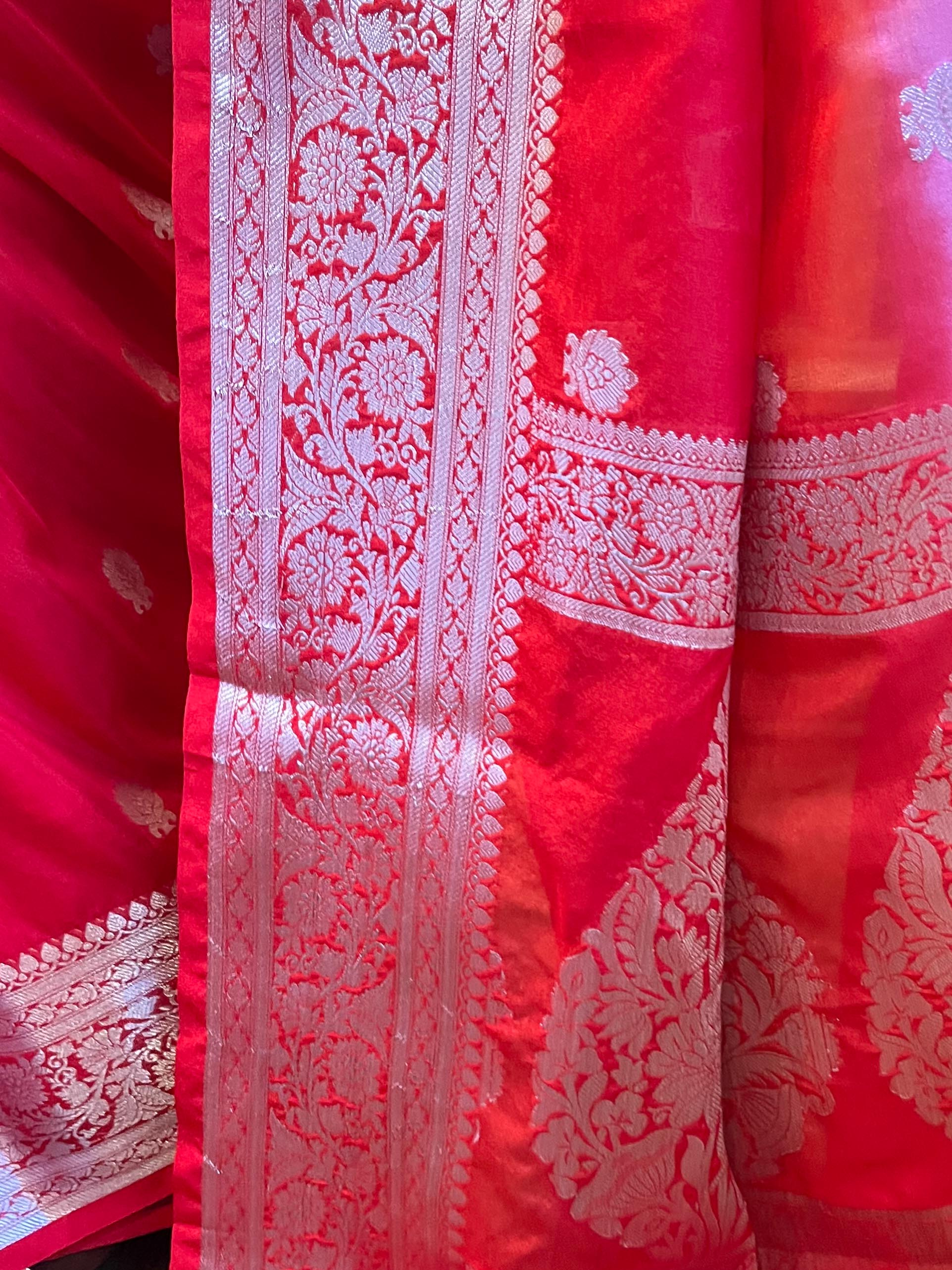 Banarasee Handwoven Semi-Chiffon Saree With Silver Zari & Dual Color-Pink