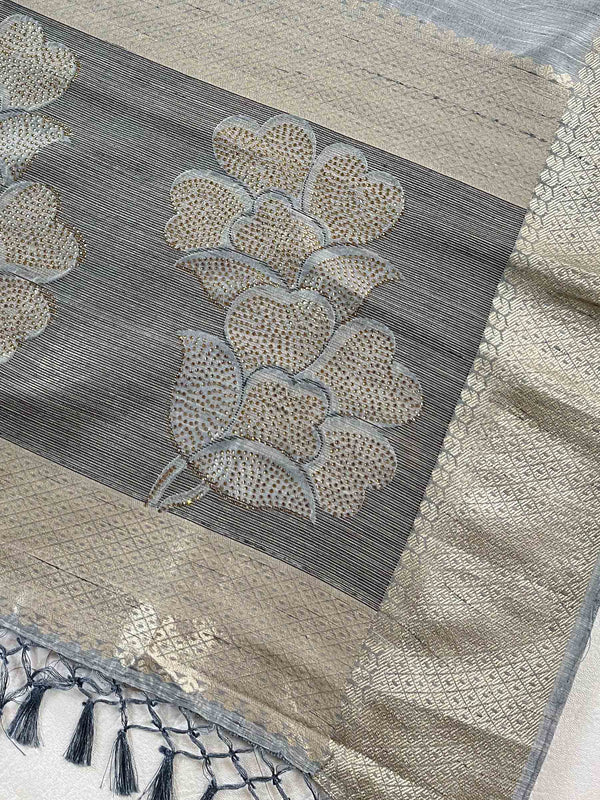 Banarasee Handwoven Semi-Tussar Silk Saree-Grey