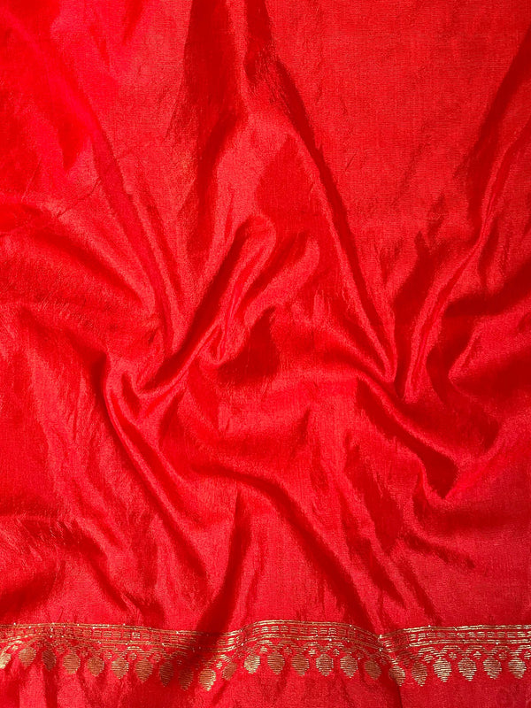 Banarasee Handwoven Semi Silk Saree With Contrast Border-White & Red