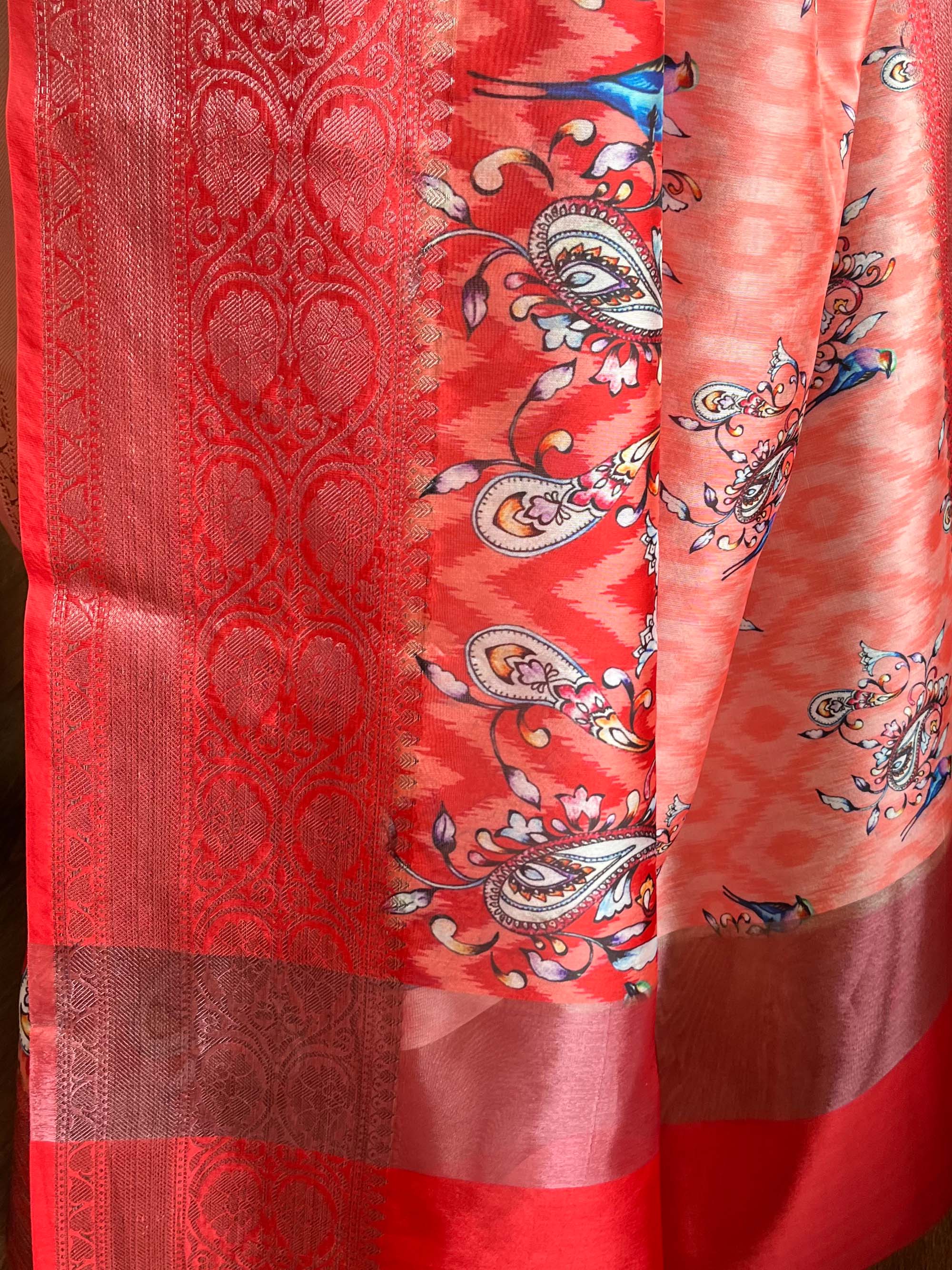 Banarasee Handwoven Semi Silk Saree With Digital Print & Broad Zari Border-Red