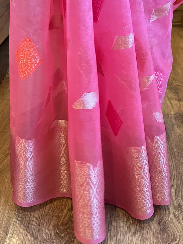 Banarasee Handwoven Semi-Chiffon Saree With Leaf Buta Design & Floral Border-Pink