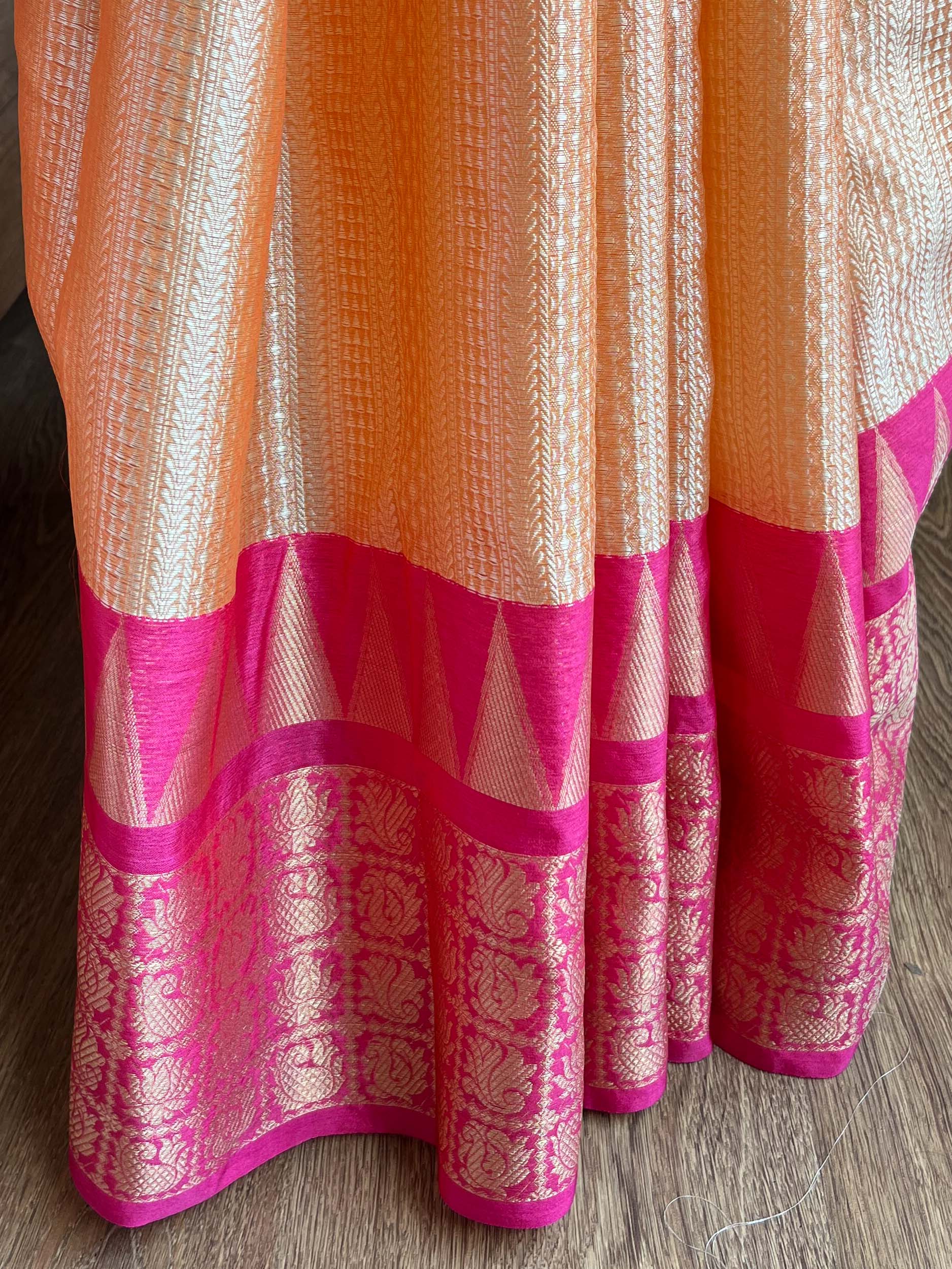 Banarasee Kora Muslin Saree With Buta Design & Temple Border-Peach