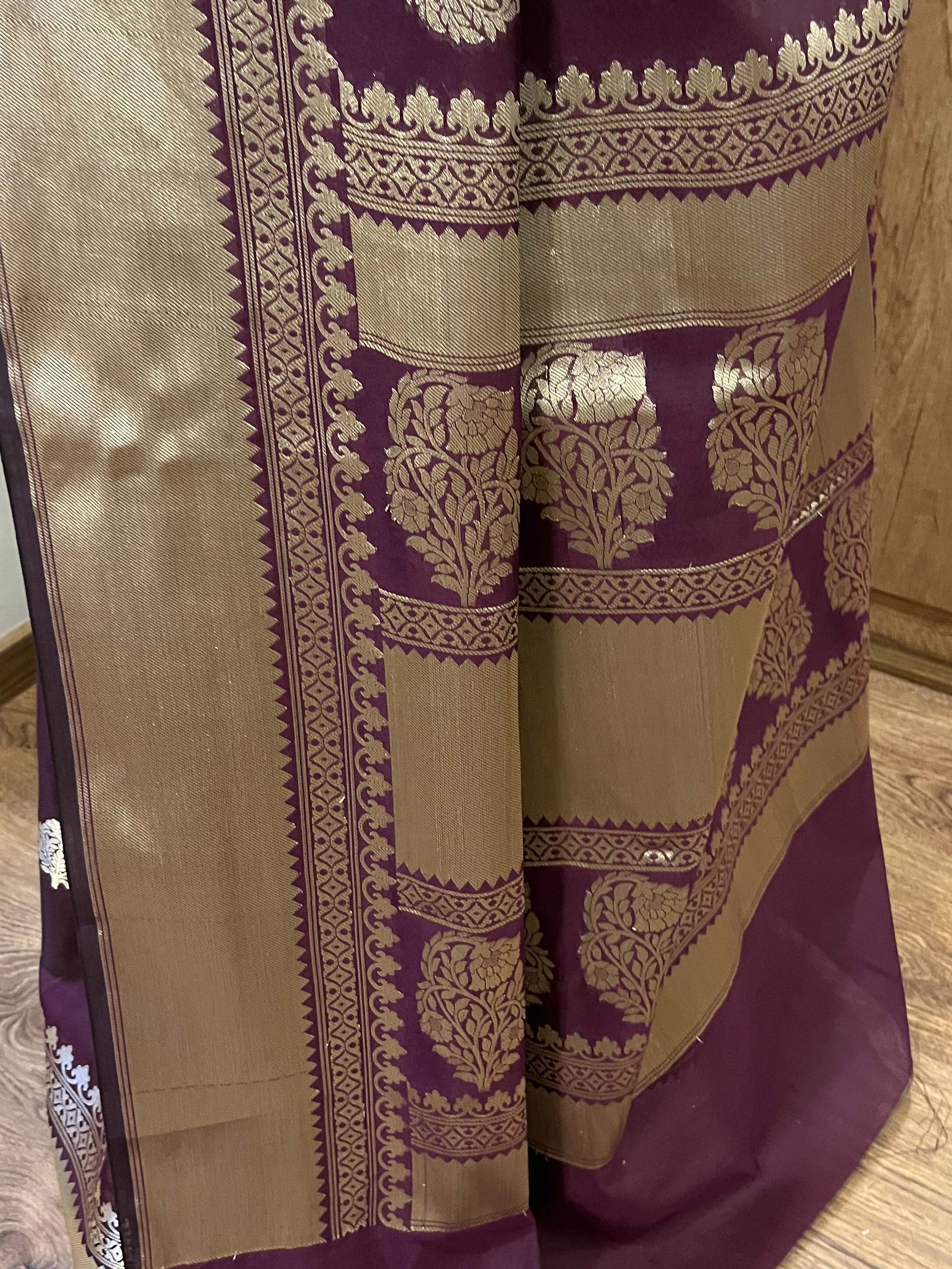 Banarasee Handwoven Semi Silk Saree With Zari Buti & Border-Wine