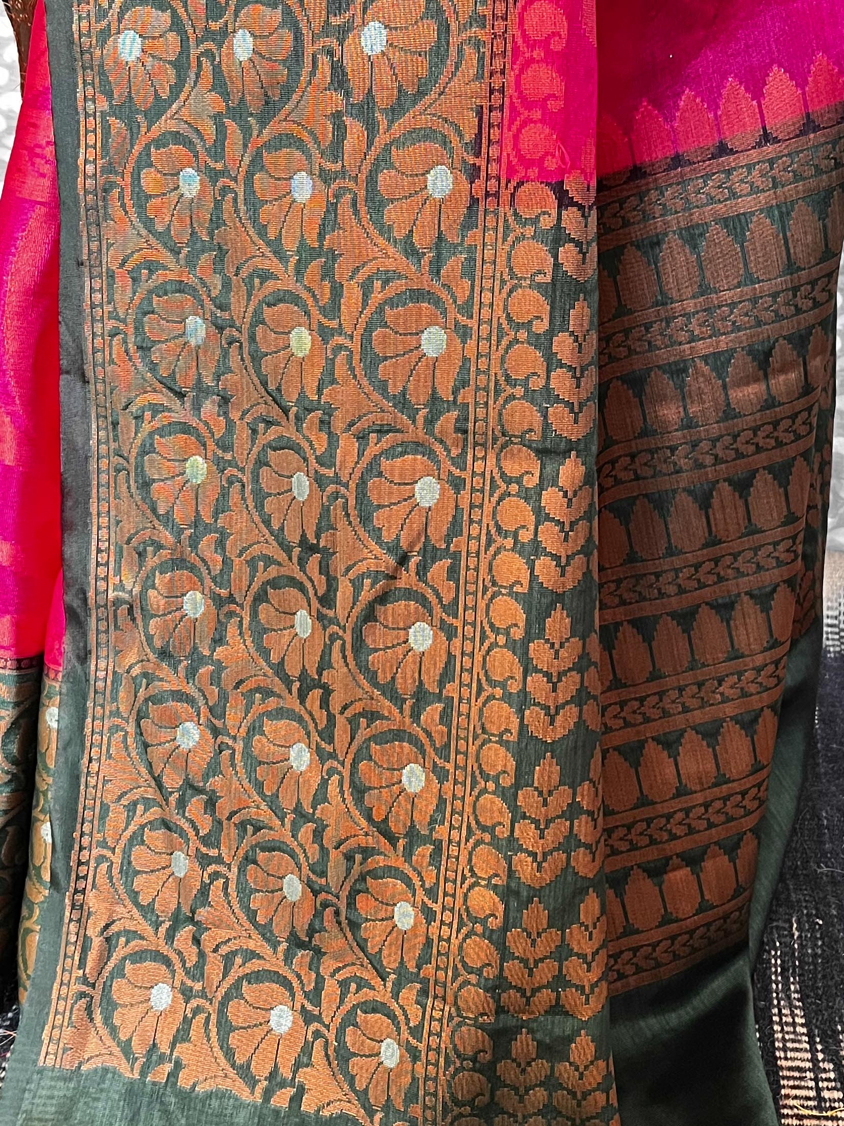 Banarasee Handwoven Semi Silk Saree With Zari Floral Jaal & Contrast Broad Border-Pink & Green