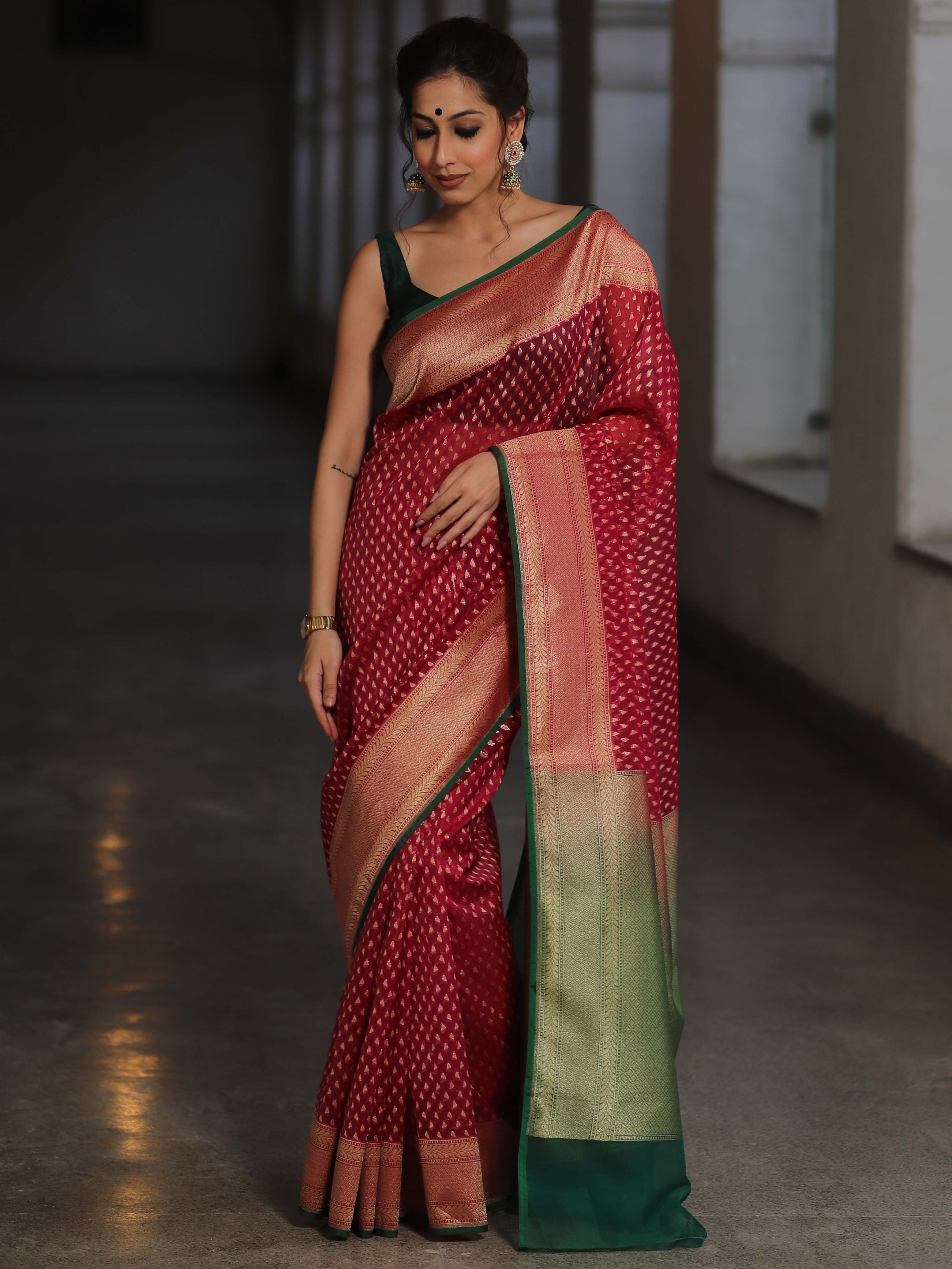 Banarasee Organza Silk Saree With Zari Motifs & Contrast Border-Pink