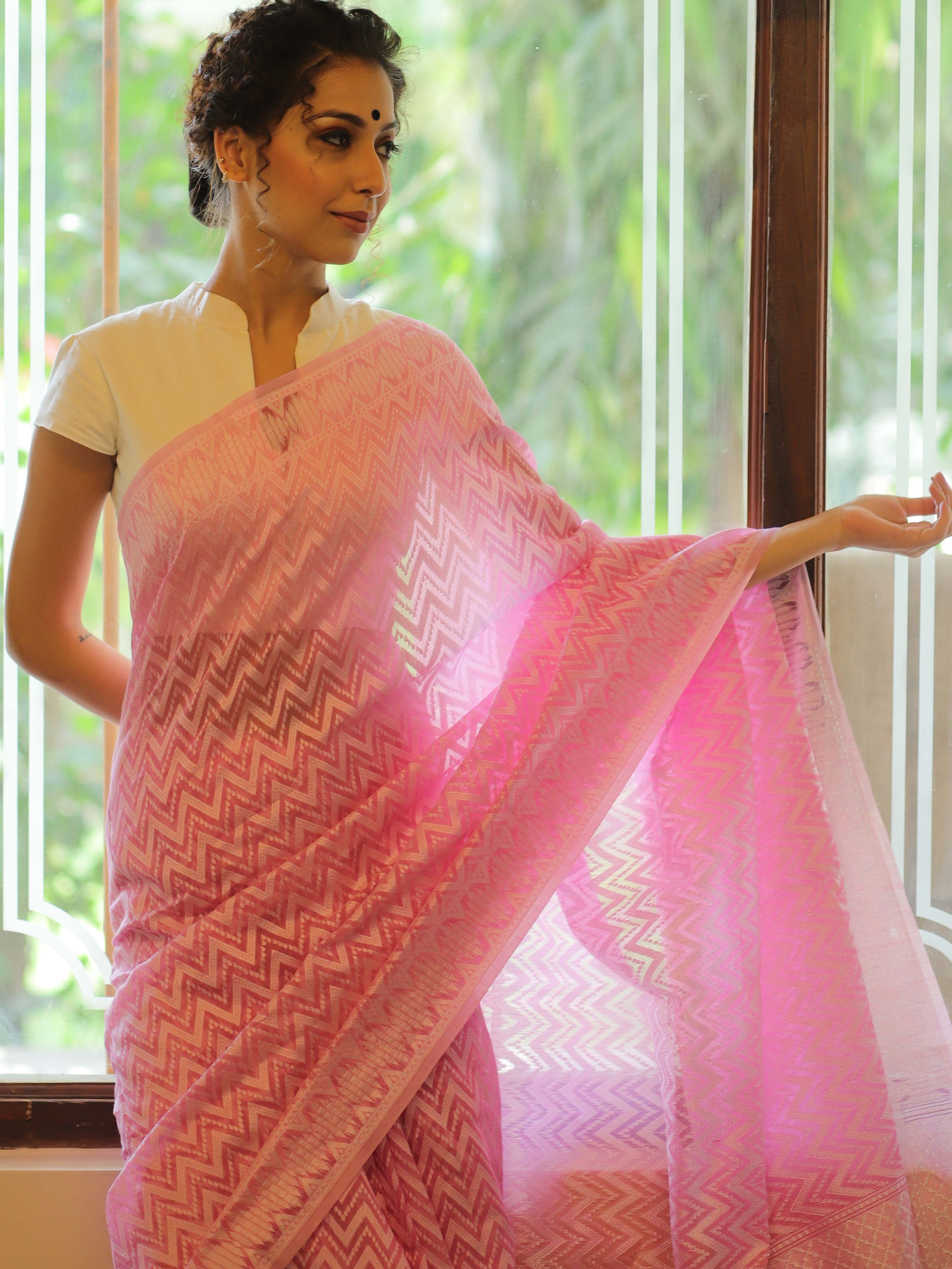 Banarasee Cotton Jamdani Saree With Resham Zig-Zag Design-Pink