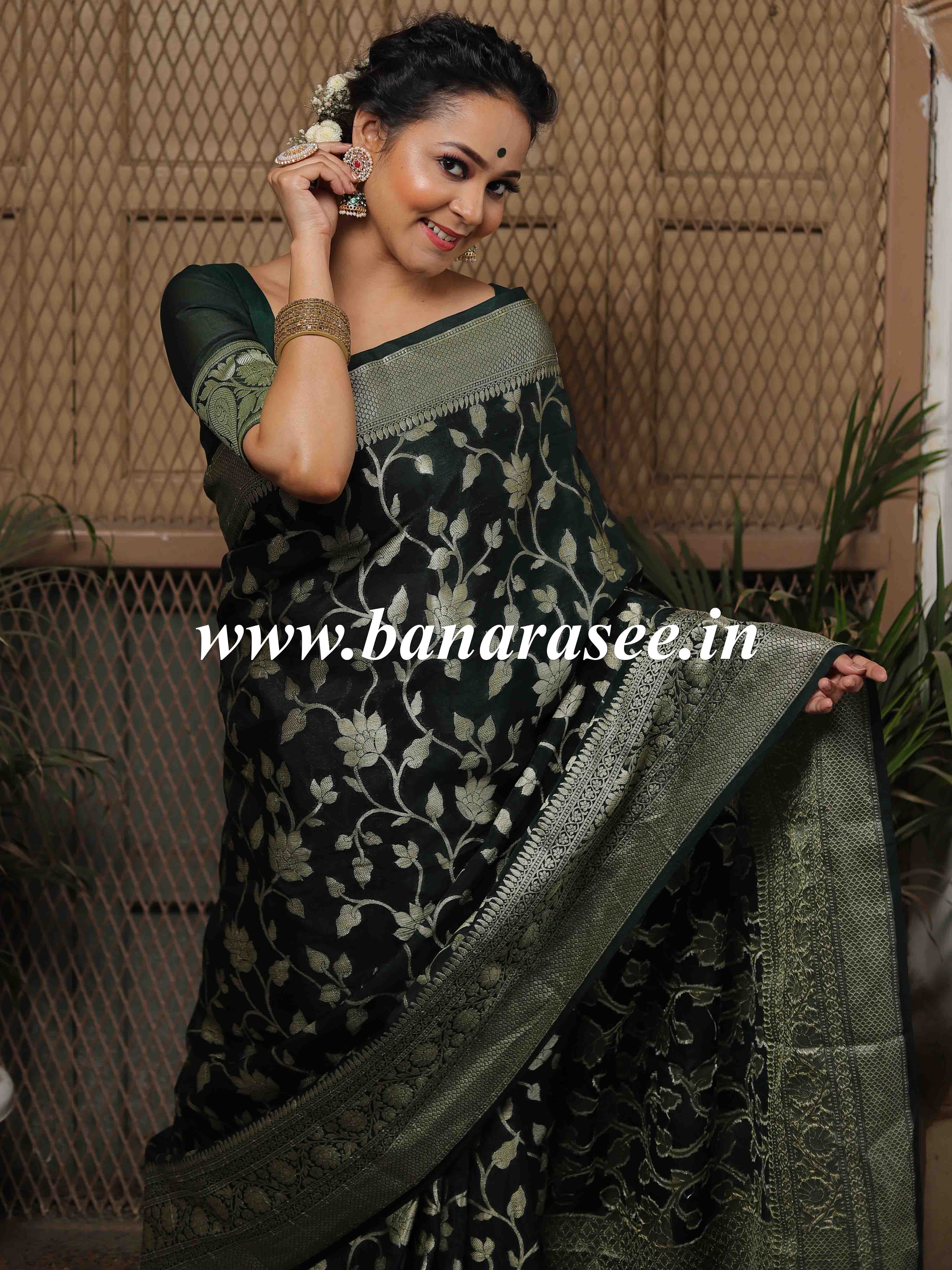 Banarasee Handwoven Semi-Chiffon Saree With Zari Jaal Work-Green