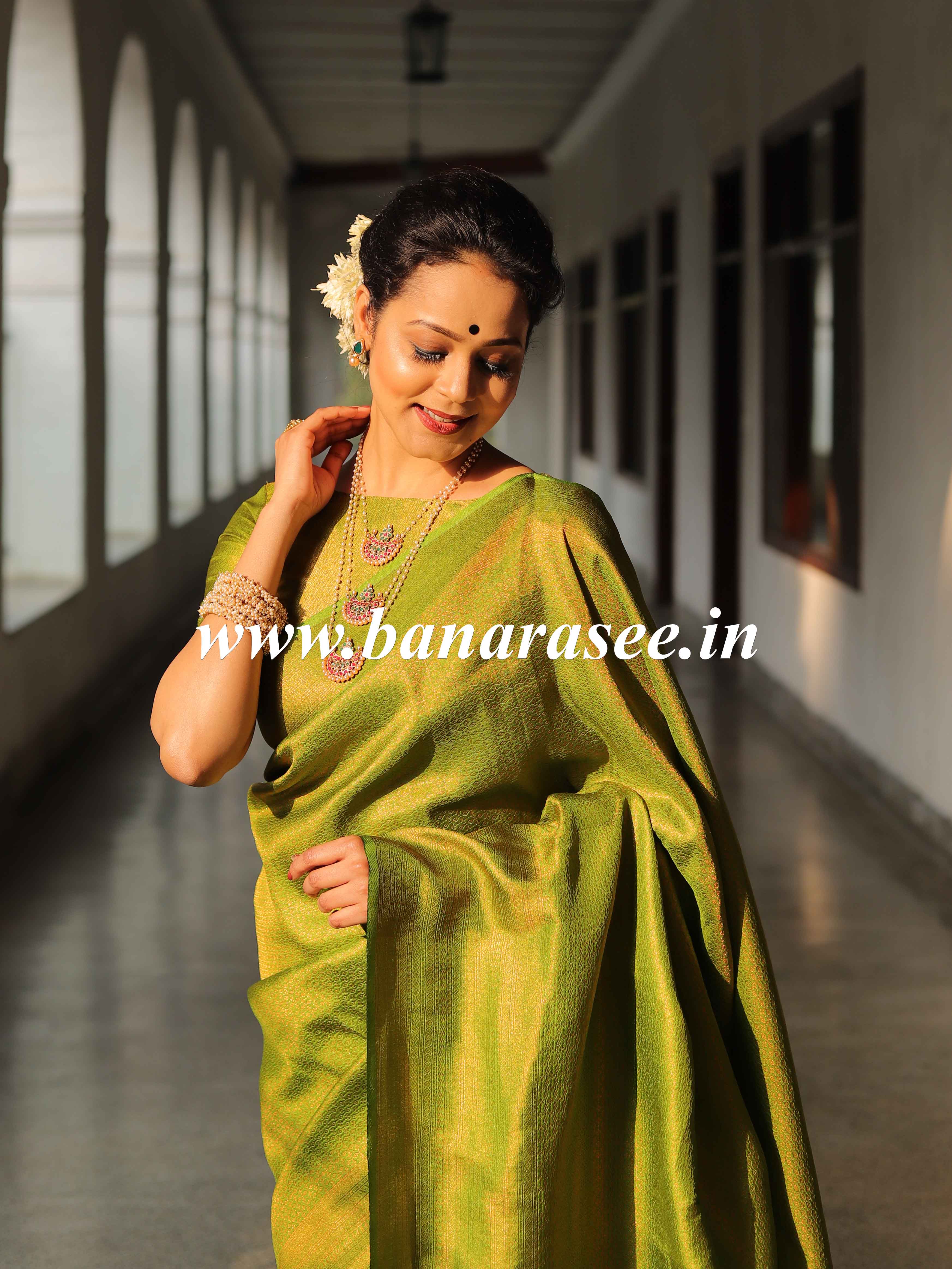 Banarasee Kubera Pattu Soft Silk Saree With Copper Zari Work-Green