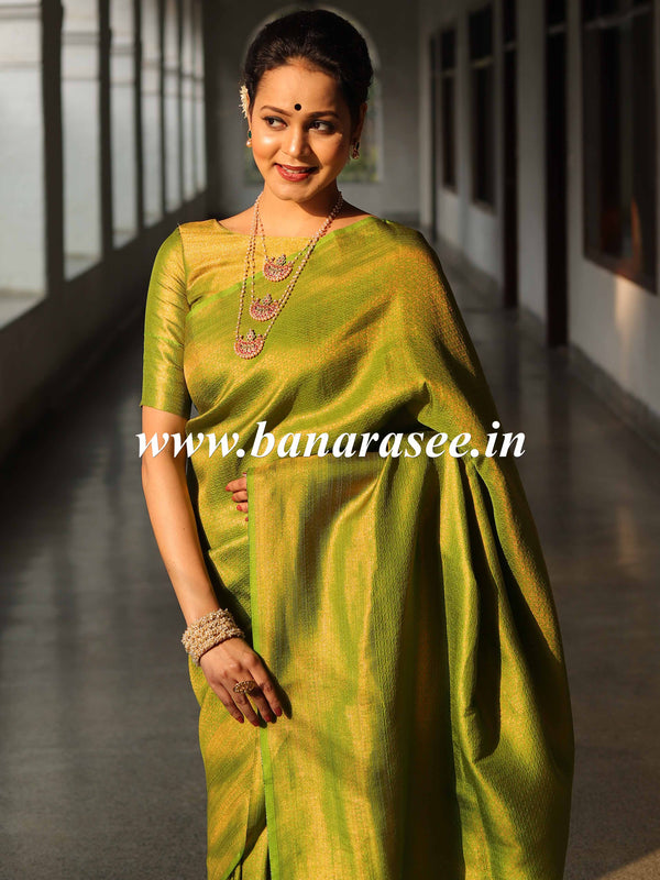 Banarasee Kubera Pattu Soft Silk Saree With Copper Zari Work-Green