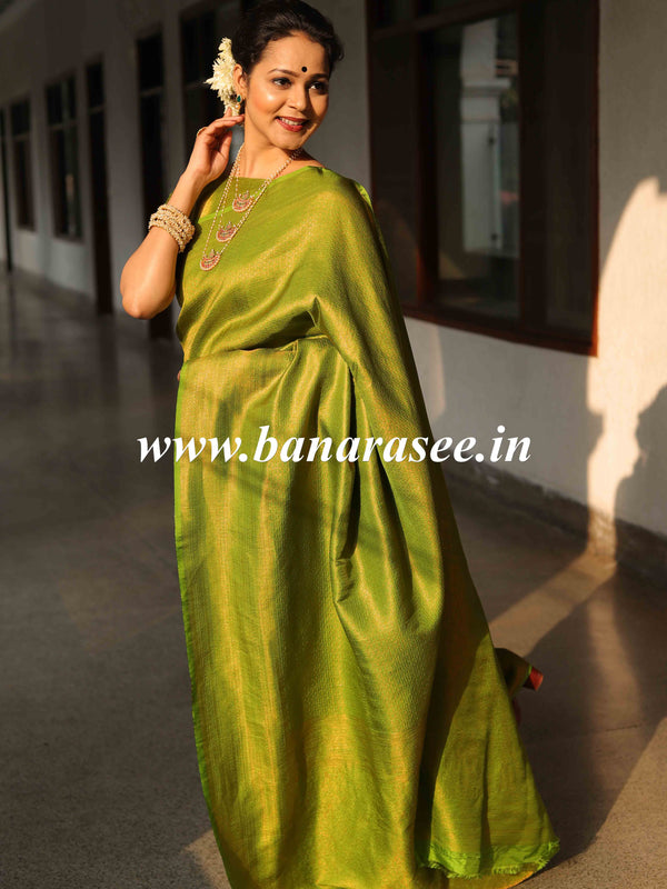 Banarasee Kubera Pattu Soft Silk Saree With Copper Zari Work-Green