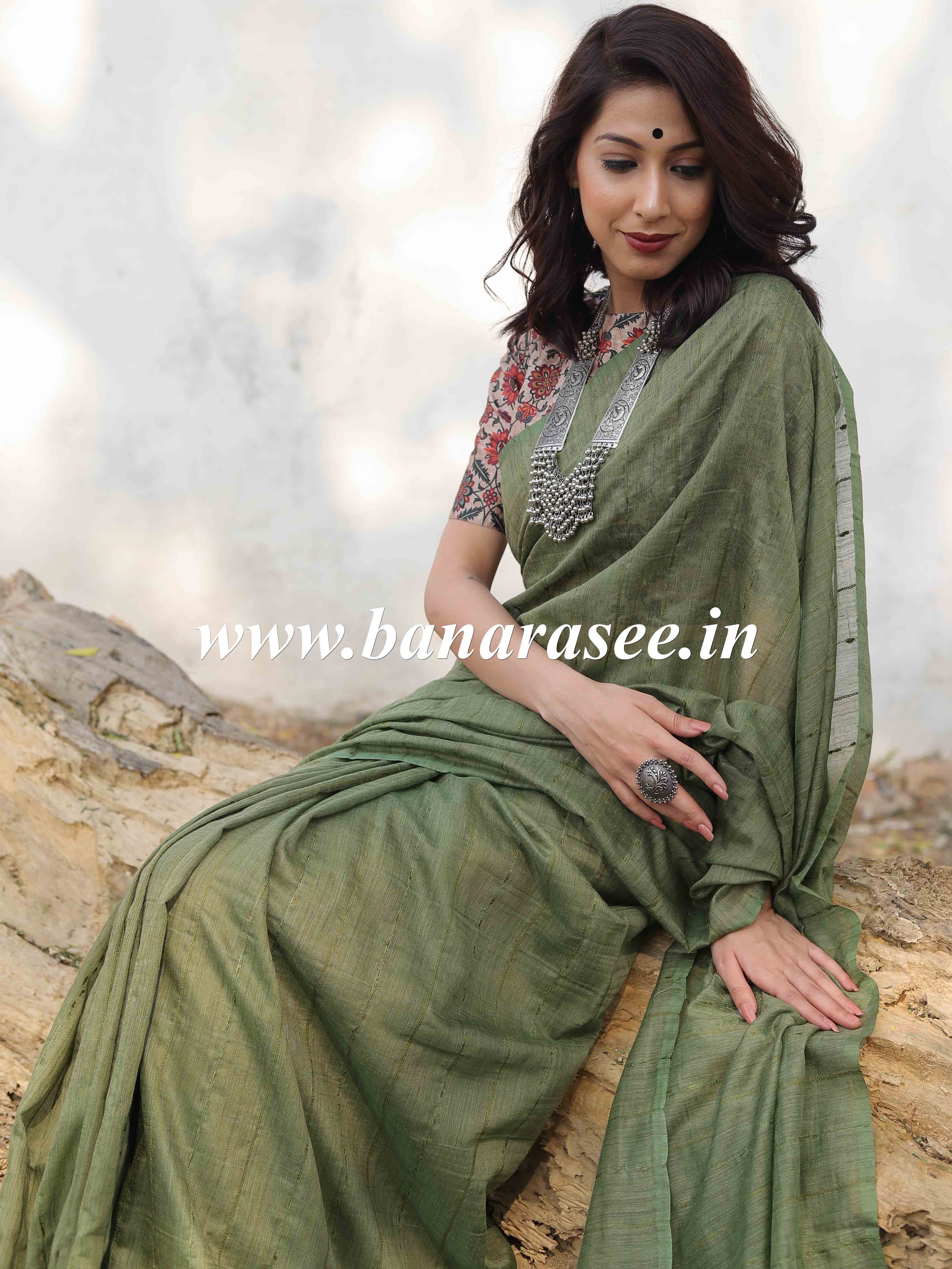 Bhagalpur Cotton Silk Ghichha Work Saree-Olive Green