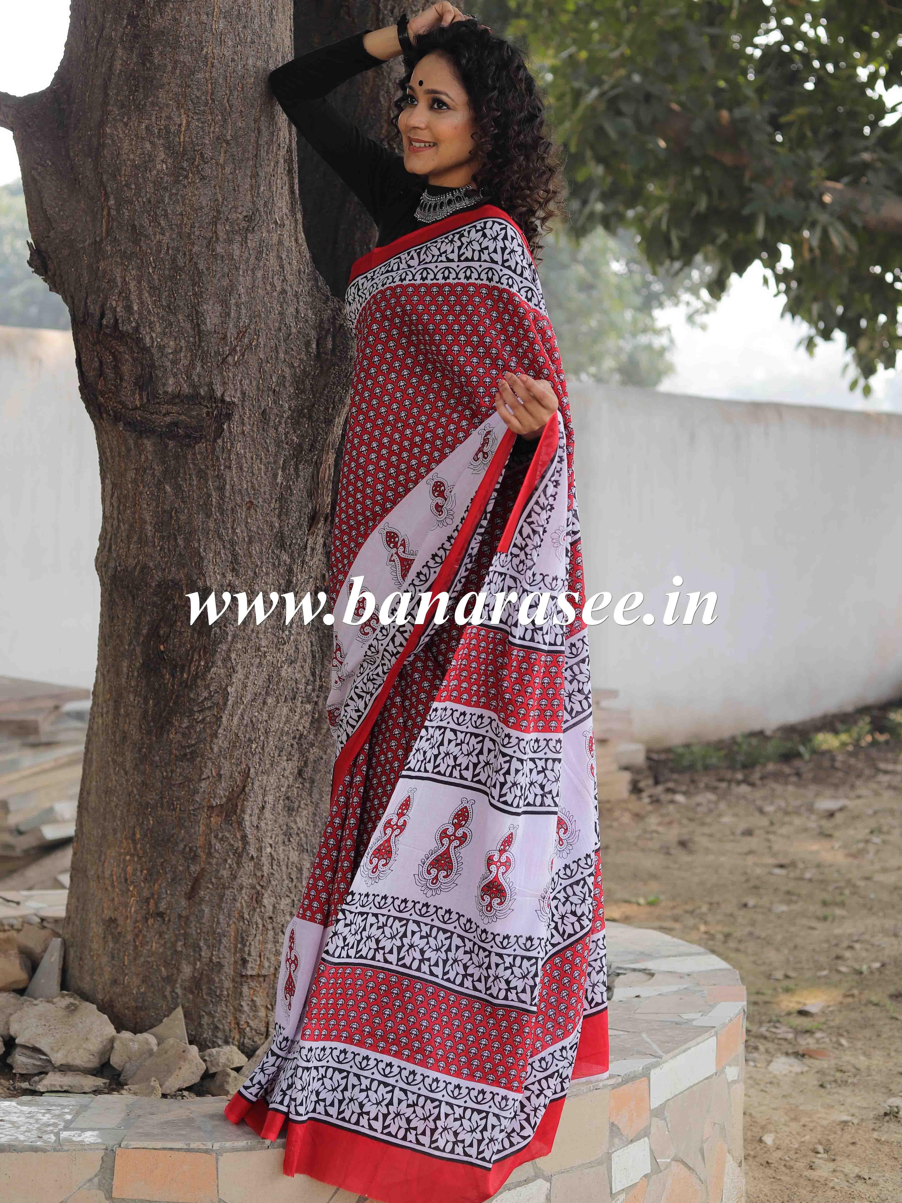 Handloom Mul Cotton Hand-block Print Saree-Red & White