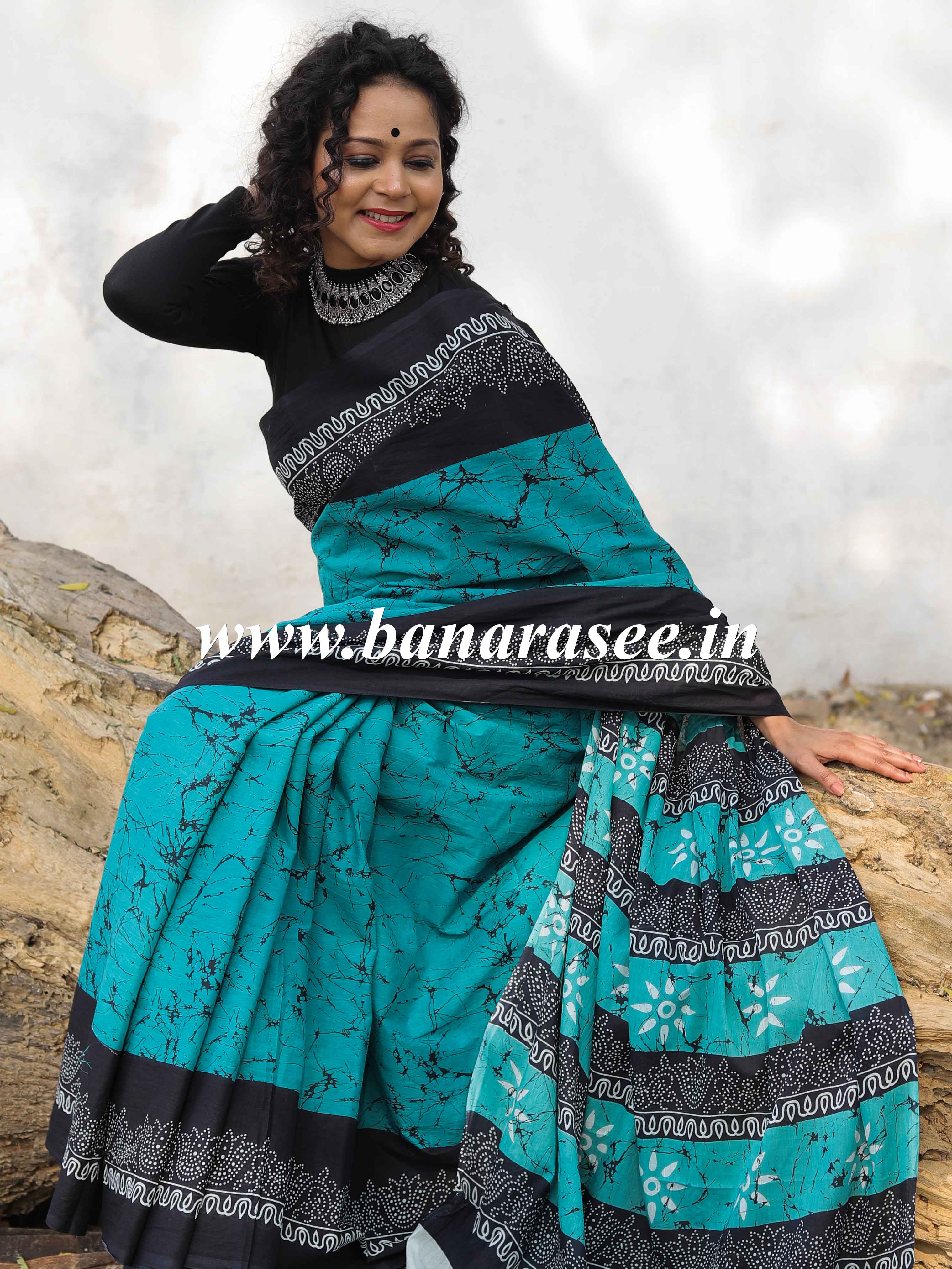 Handloom Mul Cotton Hand-block Print Saree-Green & Black