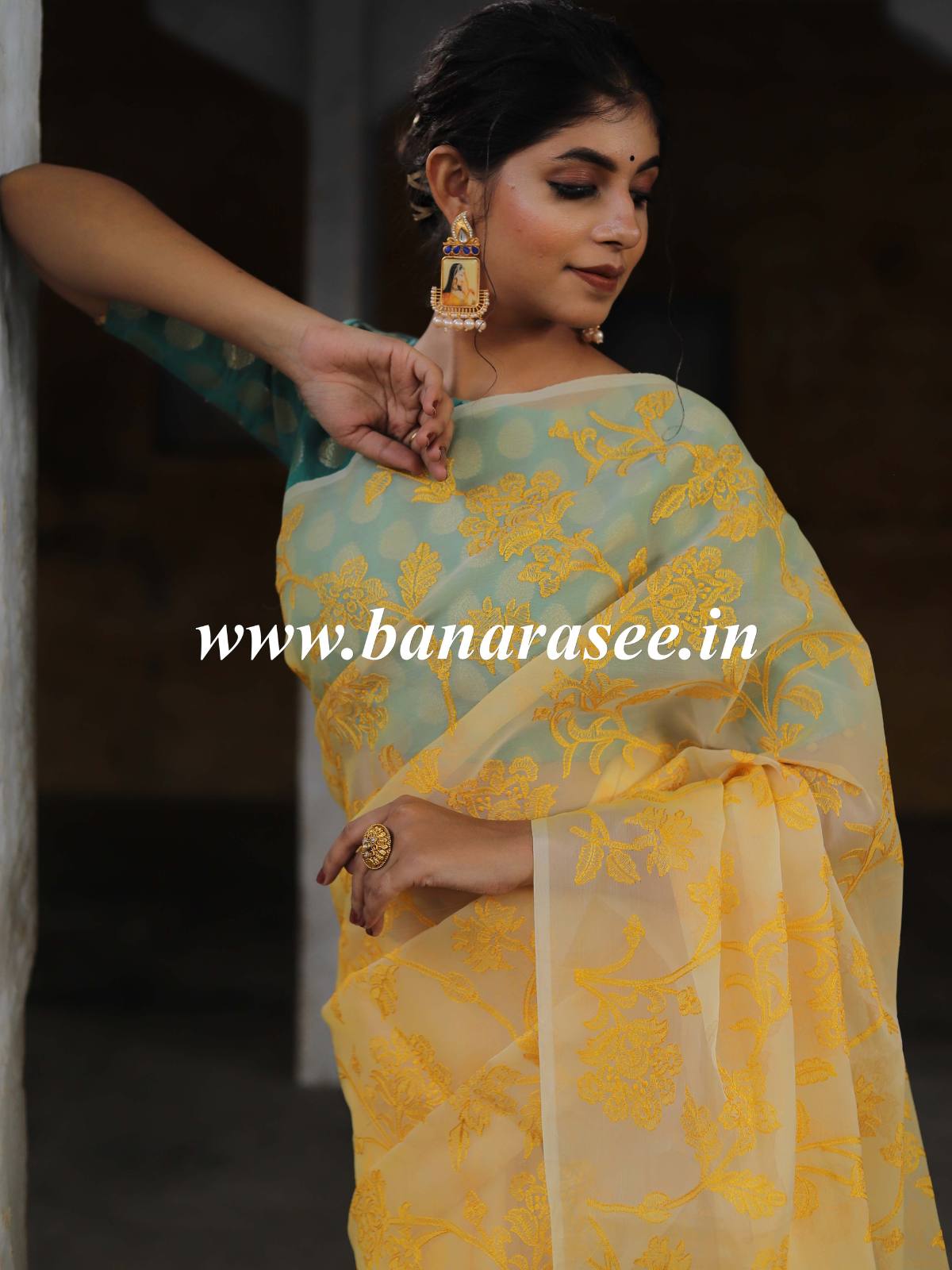 Banarasee Handwoven Organza Silk Embroidered Saree With Contrast Silk Cotton Blouse-Yellow & Green